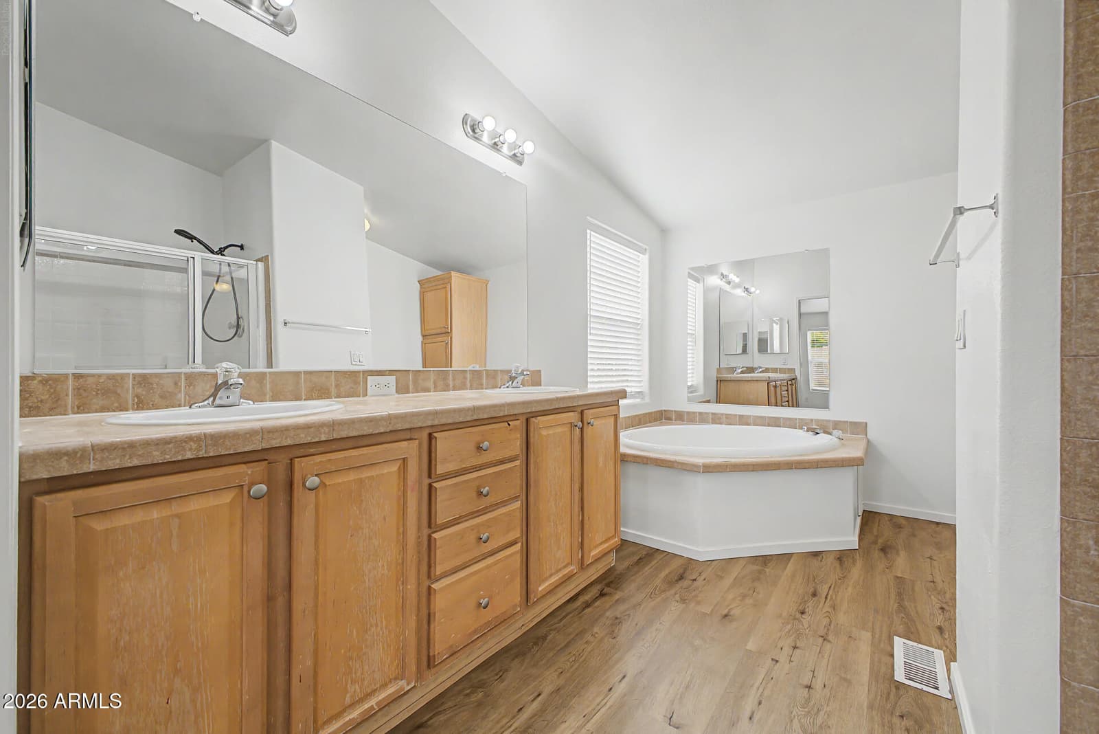 8601 N 103RD Avenue 185, Peoria, AZ 85345 — photo 17 of 29
