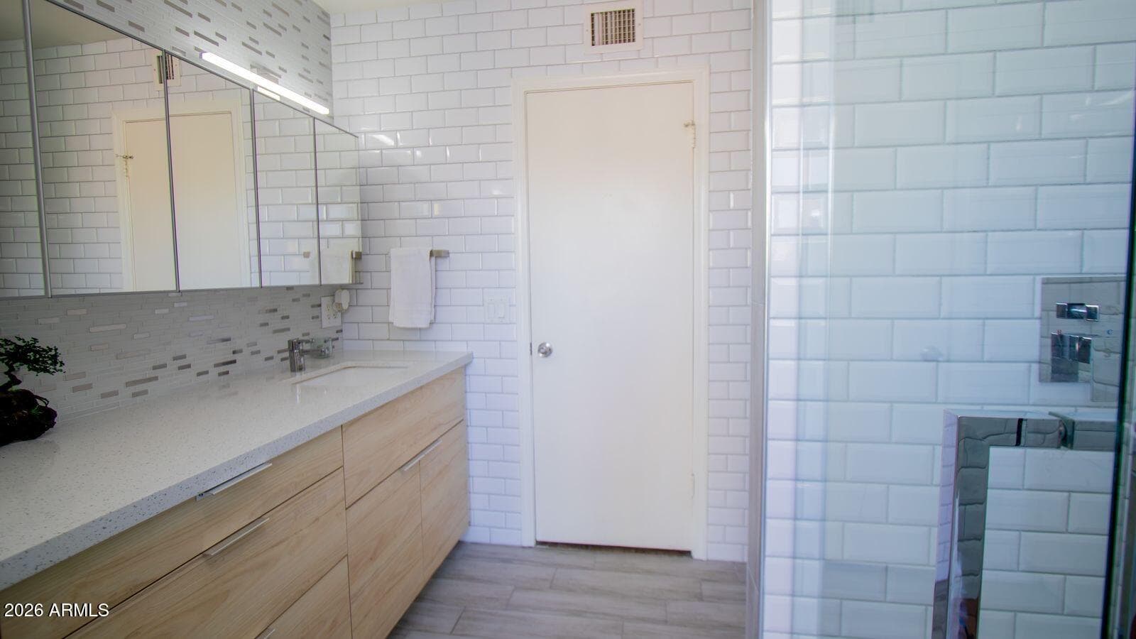 3531 E BECKER Lane, Phoenix, AZ 85028 — photo 35 of 71