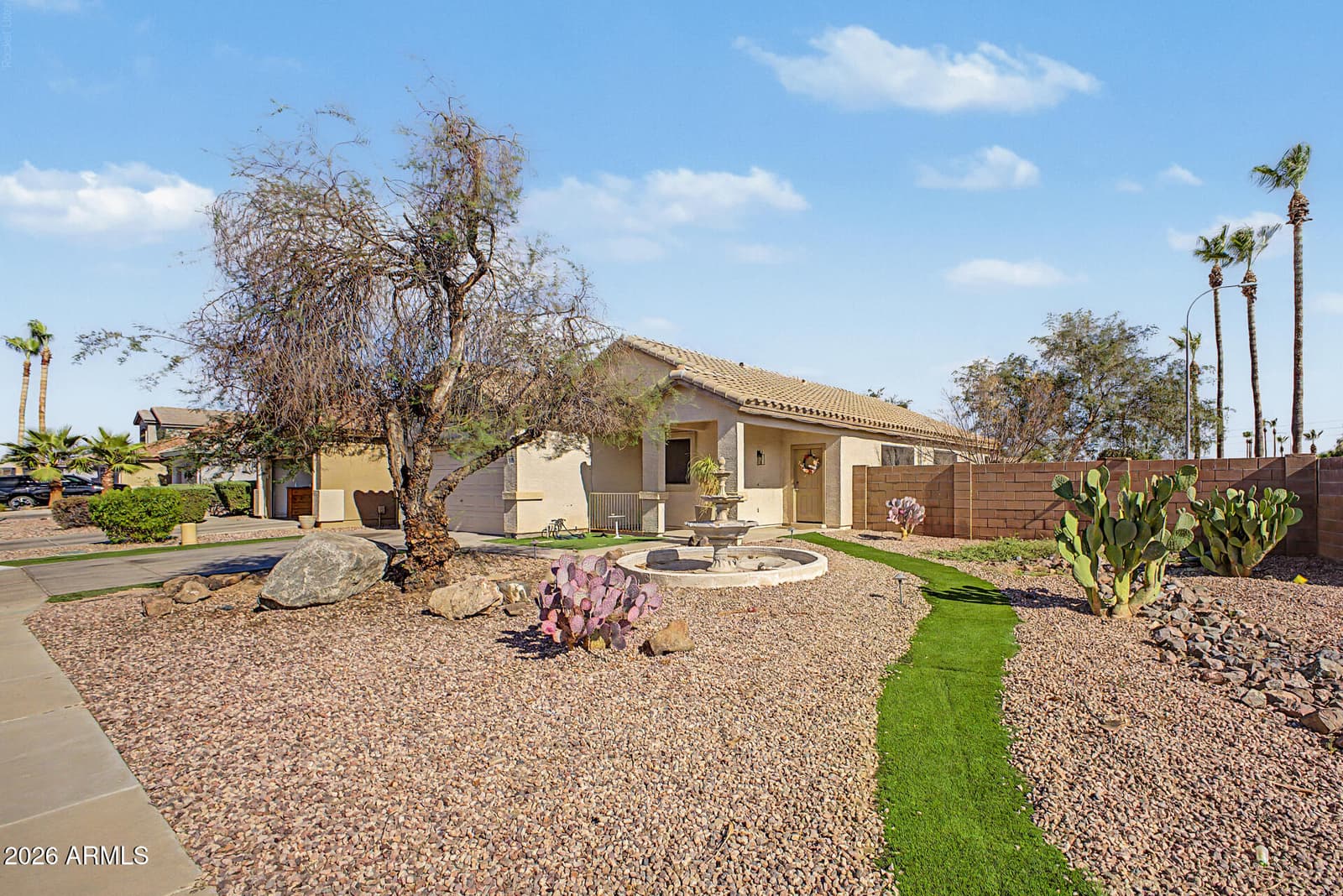 11197 W CORONADO Road, Avondale, AZ 85392 — photo 2 of 32