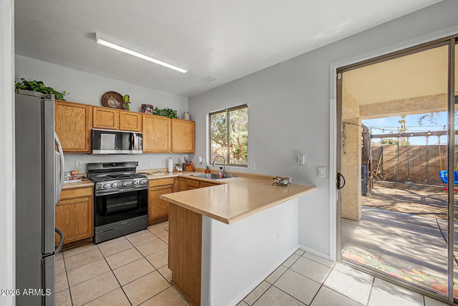 11197 W CORONADO Road, Avondale, AZ 85392 — photo 12 of 32