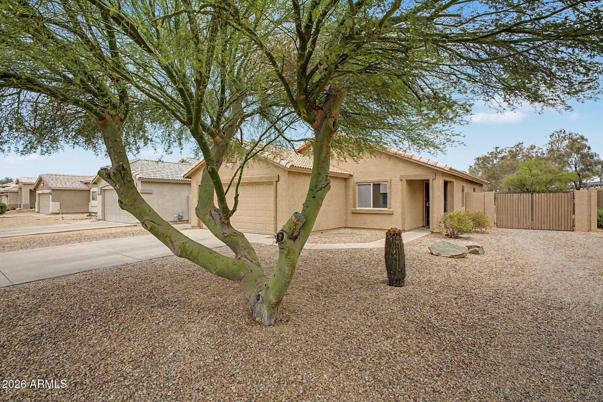 9234 W BERYL Avenue, Peoria, AZ 85345 — photo 2 of 26