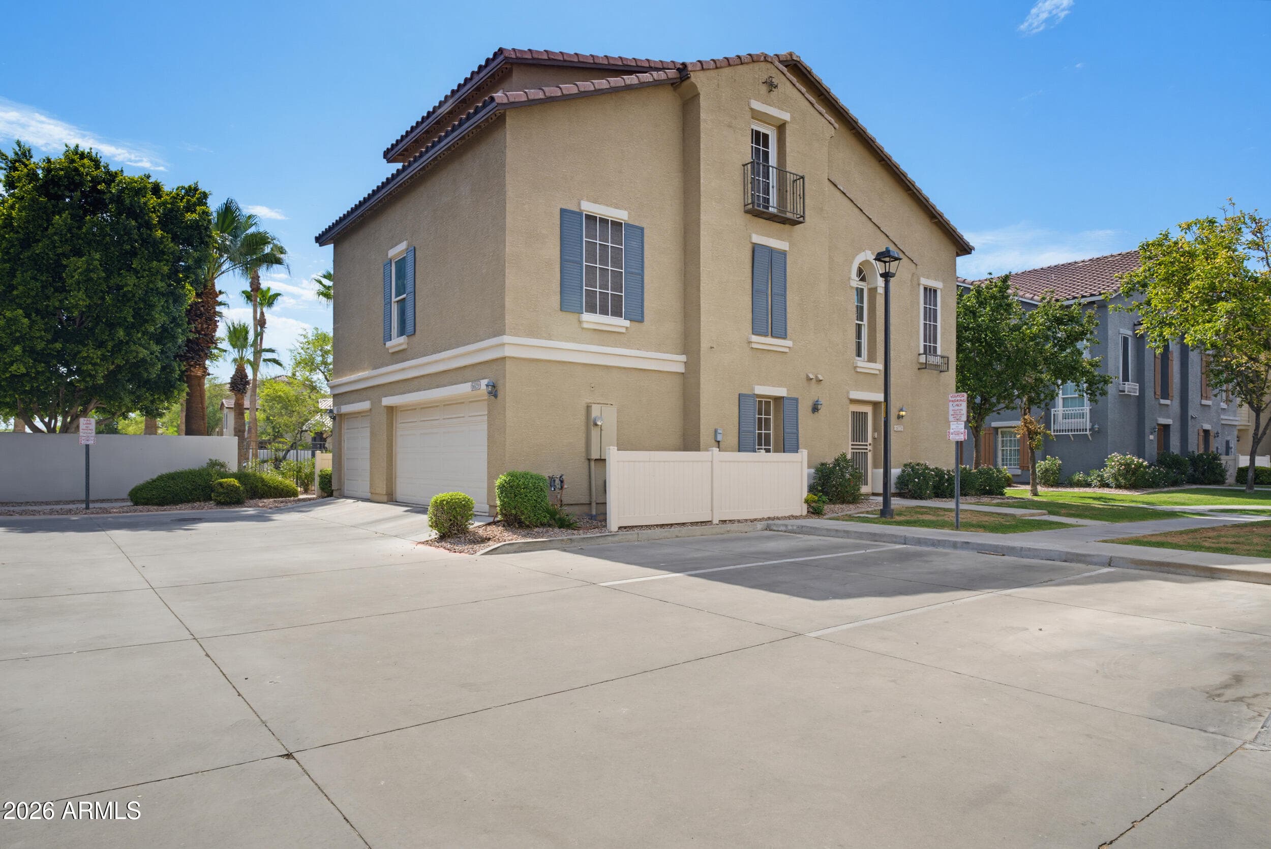 5629 S 21st Place, Phoenix, AZ 85040 — photo 5 of 36
