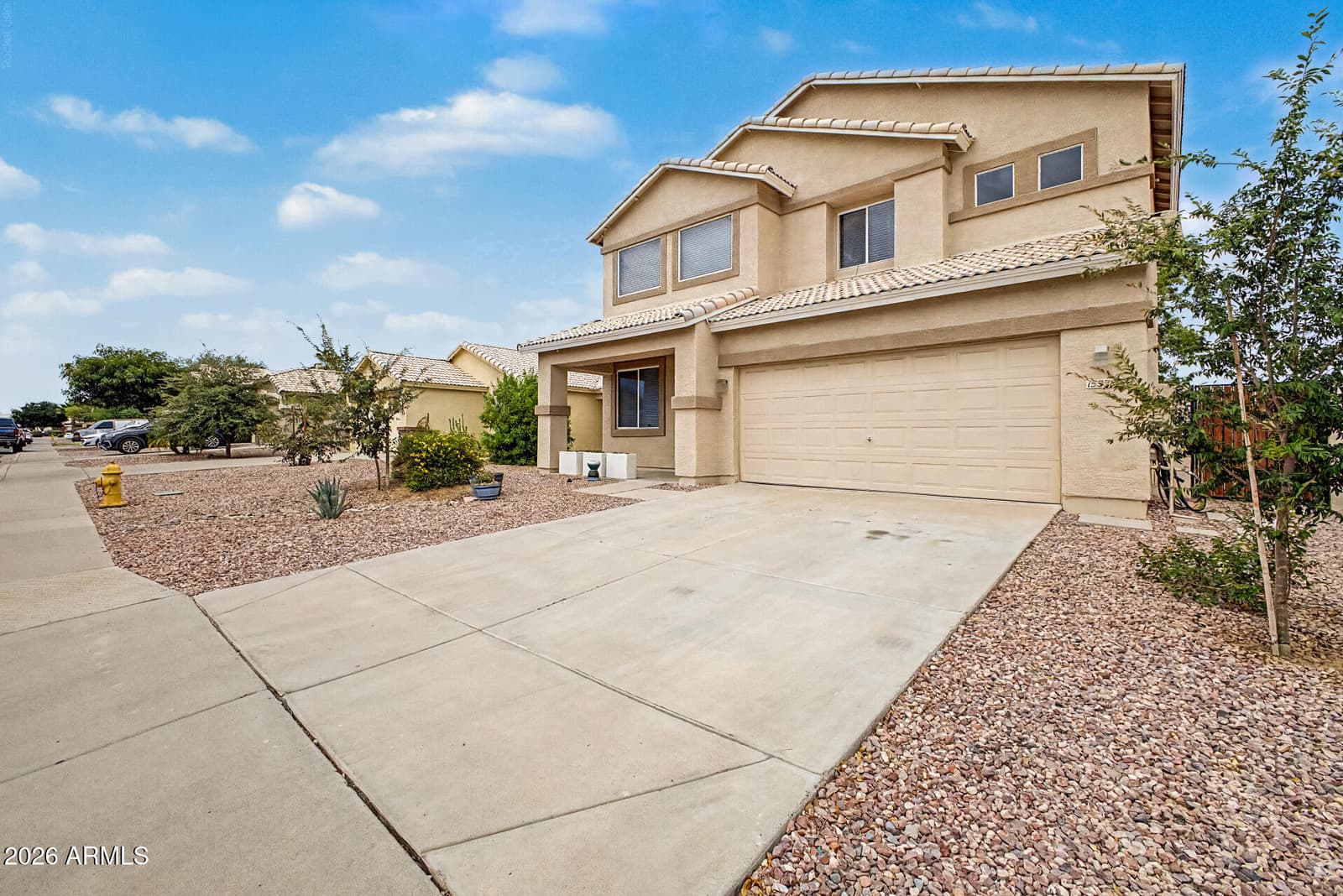 15338 W MAUNA LOA Lane, Surprise, AZ 85379 — photo 4 of 39