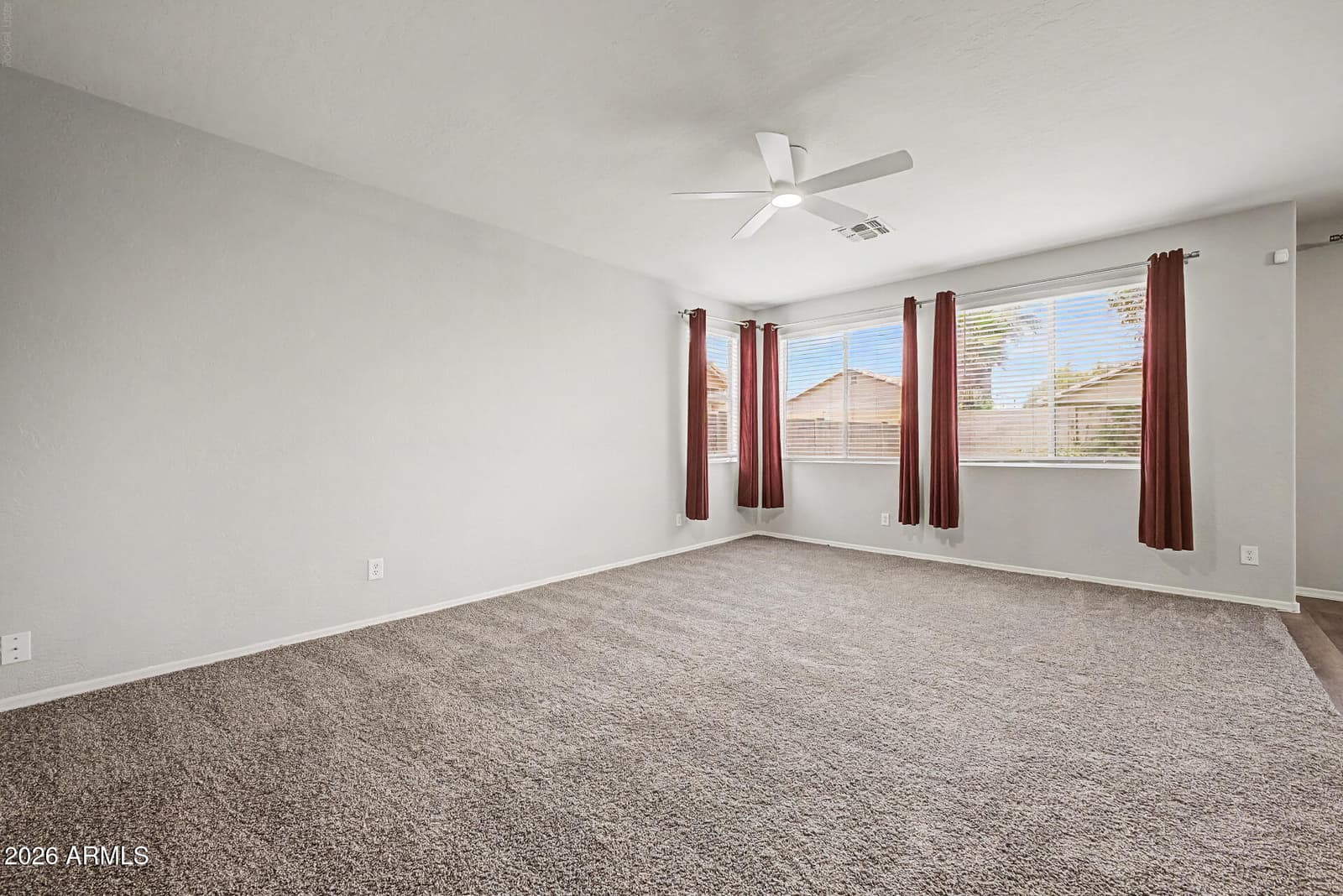 15338 W MAUNA LOA Lane, Surprise, AZ 85379 — photo 11 of 39