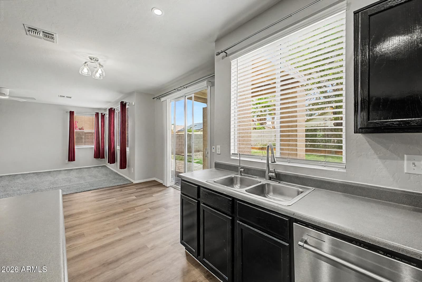 15338 W MAUNA LOA Lane, Surprise, AZ 85379 — photo 15 of 39