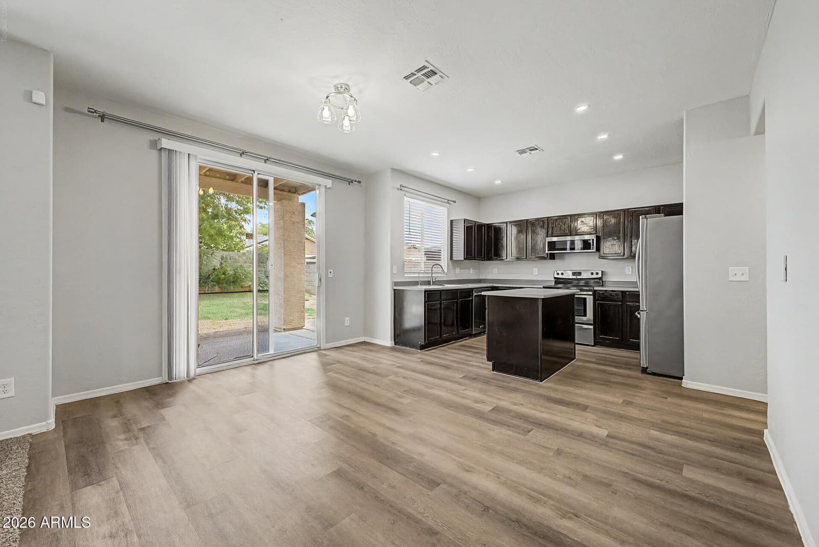 15338 W MAUNA LOA Lane, Surprise, AZ 85379 — photo 16 of 39
