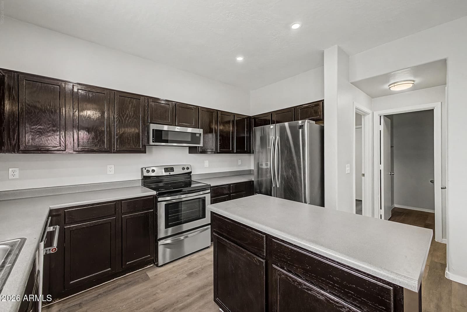 15338 W MAUNA LOA Lane, Surprise, AZ 85379 — photo 18 of 39