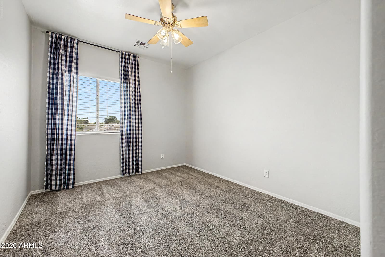 15338 W MAUNA LOA Lane, Surprise, AZ 85379 — photo 31 of 39