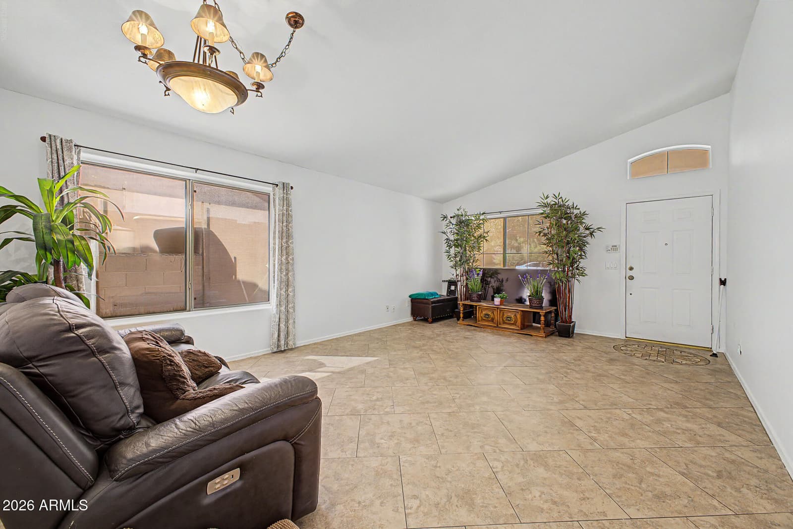 4625 E LAVENDER Lane, Phoenix, AZ 85044 — photo 8 of 35