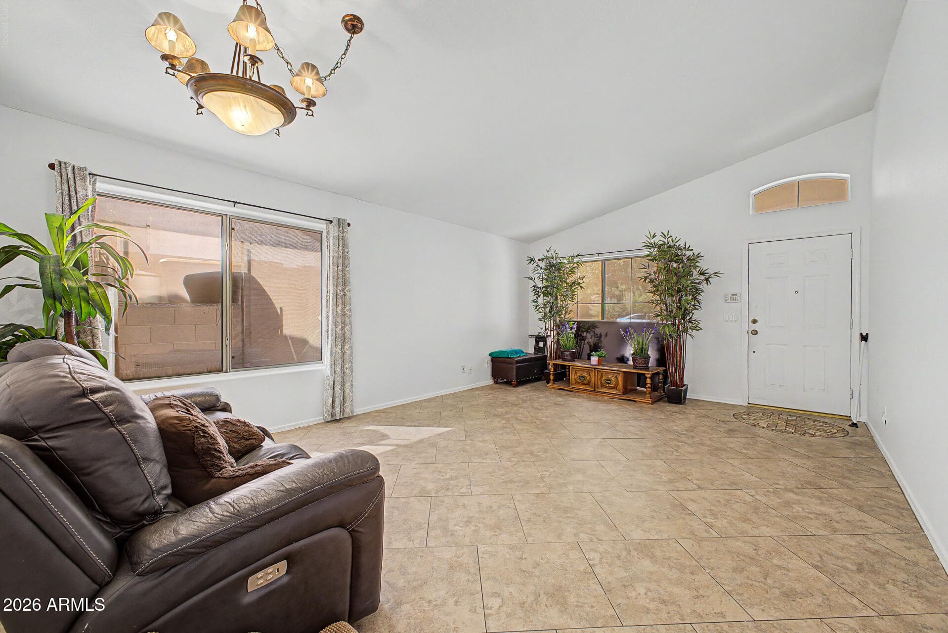 4625 E LAVENDER Lane, Phoenix, AZ 85044 — photo 8 of 35
