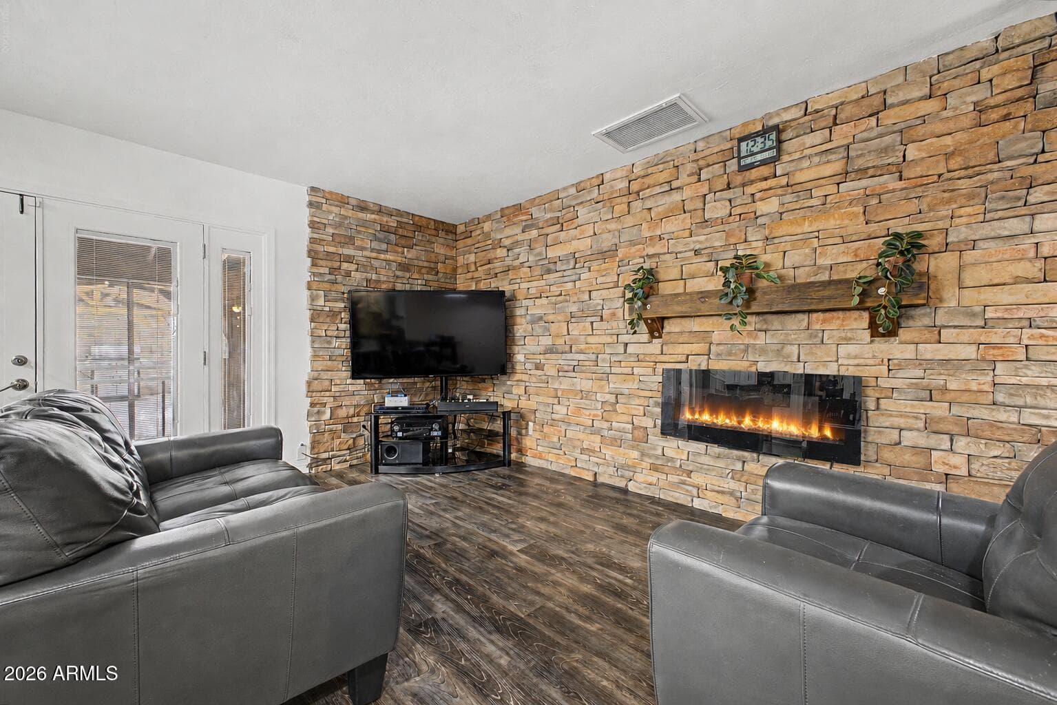 2214 E HOLMES Avenue, Mesa, AZ 85204 — photo 13 of 51