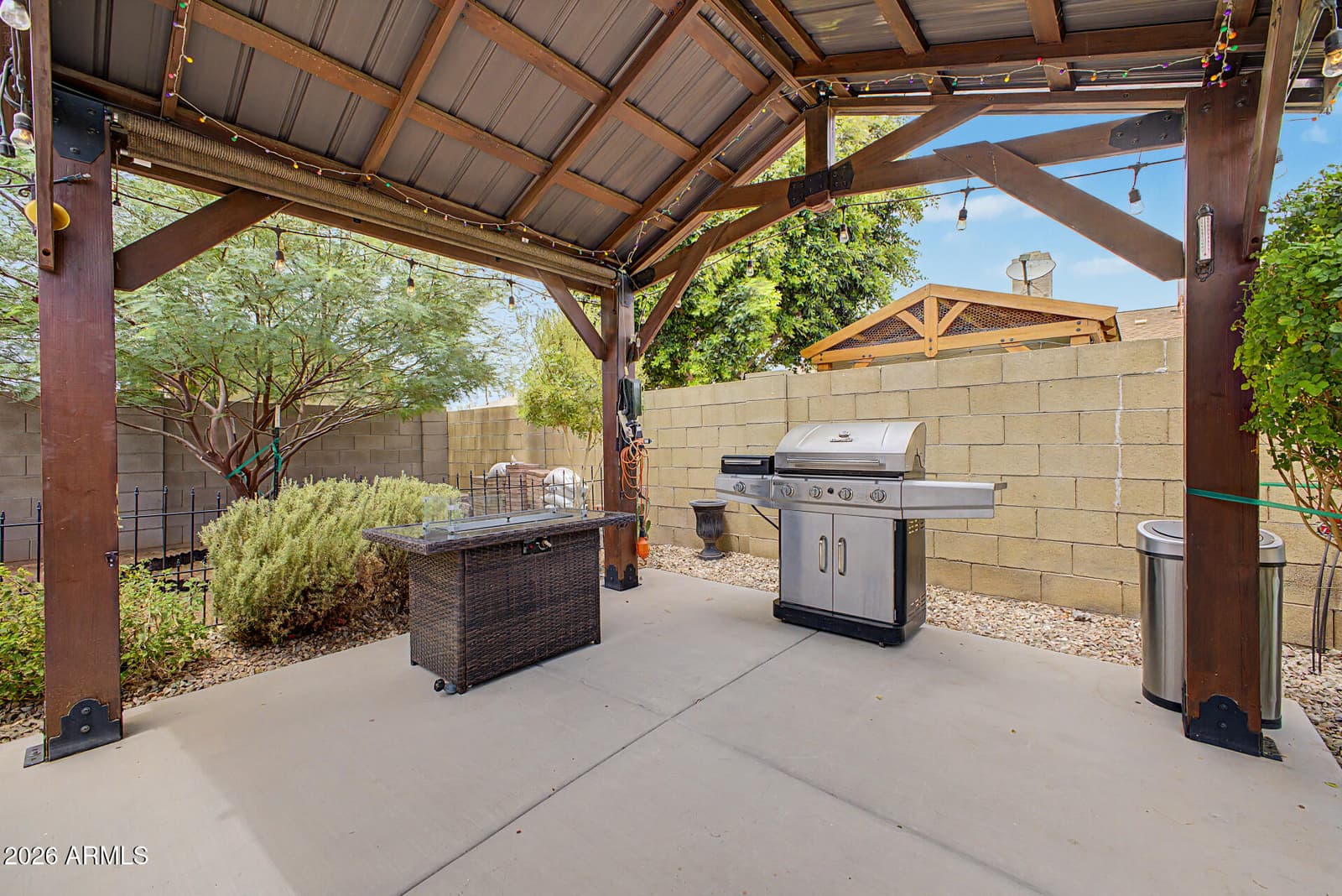2214 E HOLMES Avenue, Mesa, AZ 85204 — photo 33 of 51