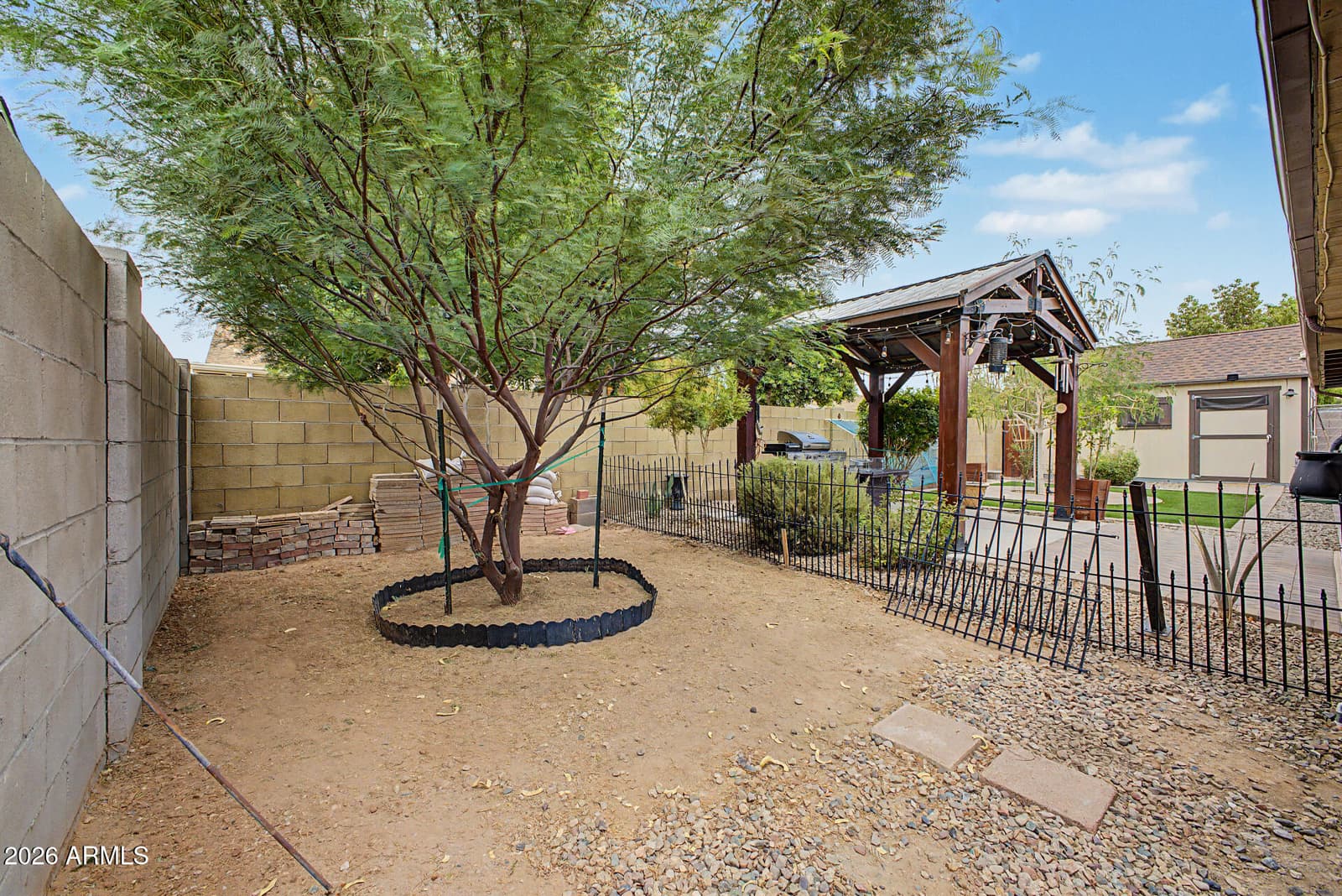 2214 E HOLMES Avenue, Mesa, AZ 85204 — photo 36 of 51