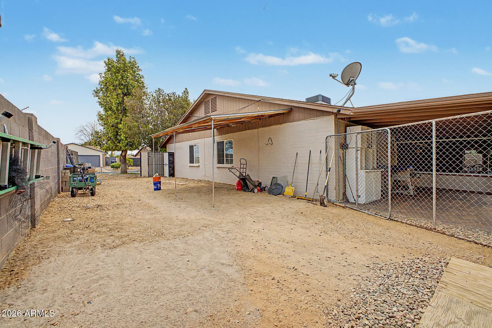 2214 E HOLMES Avenue, Mesa, AZ 85204 — photo 41 of 51