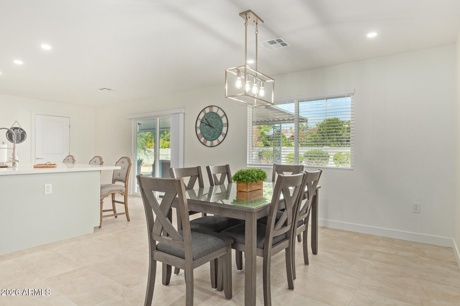 9830 W EVERGREEN Drive, Sun City, AZ 85373 — photo 5 of 21
