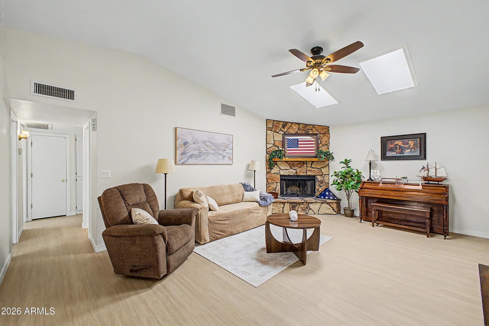 5553 E DRUMMER Avenue, Mesa, AZ 85206 — photo 10 of 40