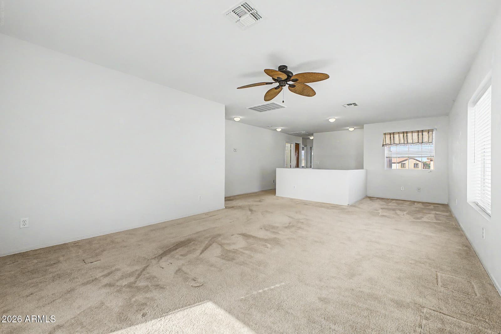 22 N 224TH Lane, Buckeye, AZ 85326 — photo 13 of 34