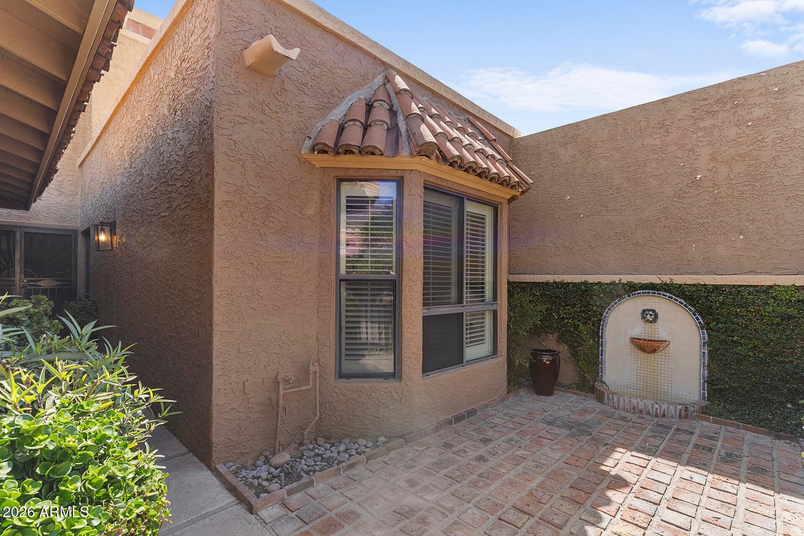 10805 N 9TH Place, Phoenix, AZ 85020 — photo 3 of 30