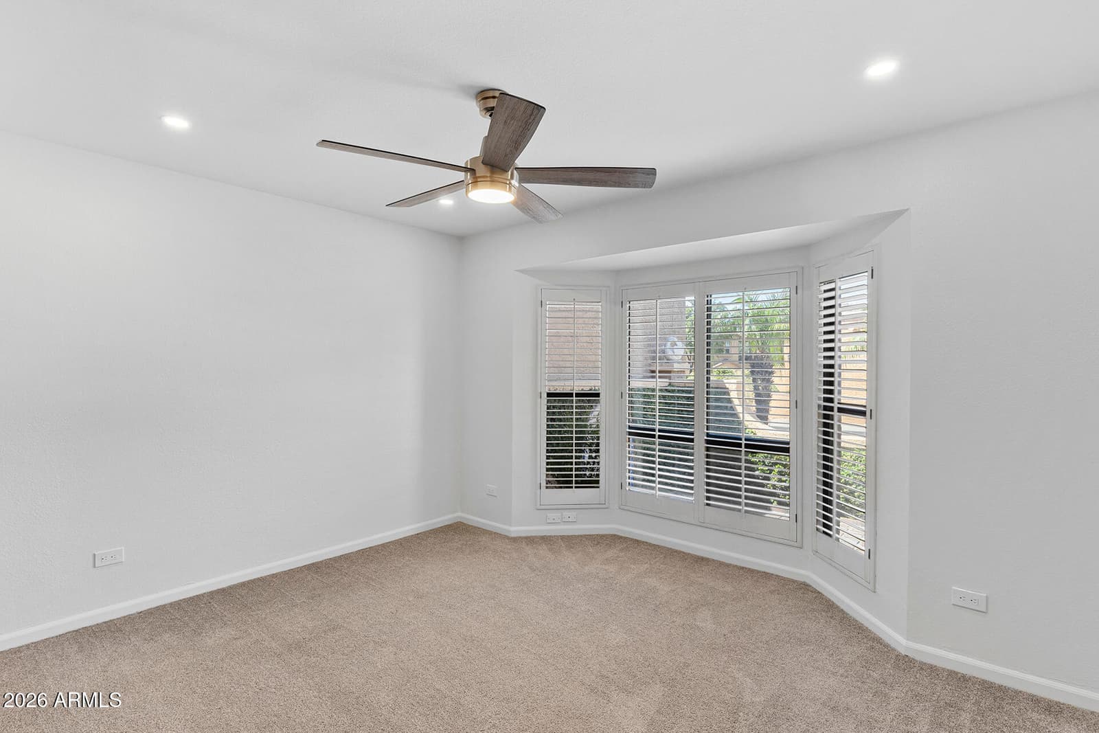 10805 N 9TH Place, Phoenix, AZ 85020 — photo 19 of 30