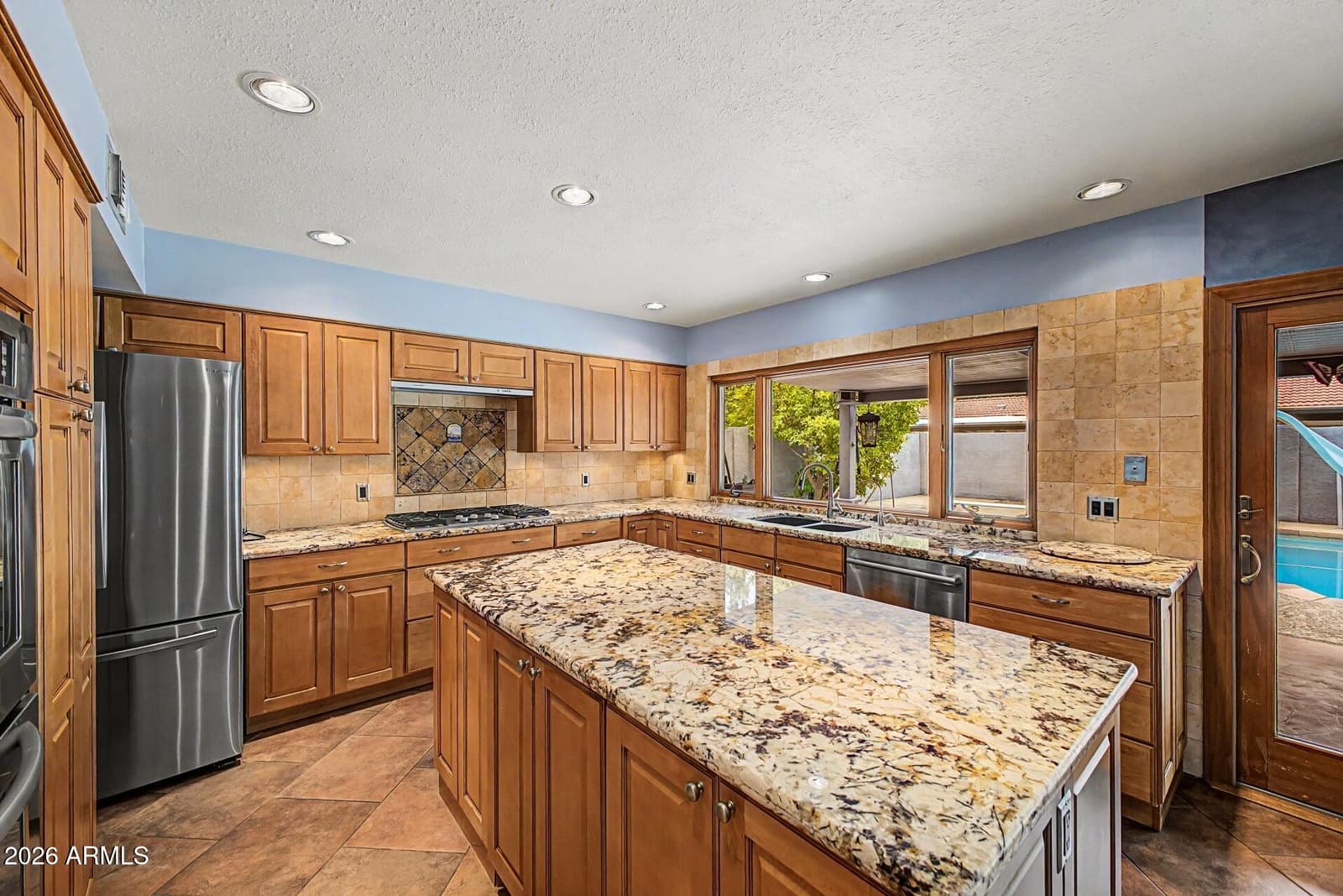 1539 E WESTWIND Way, Tempe, AZ 85283 — photo 14 of 60