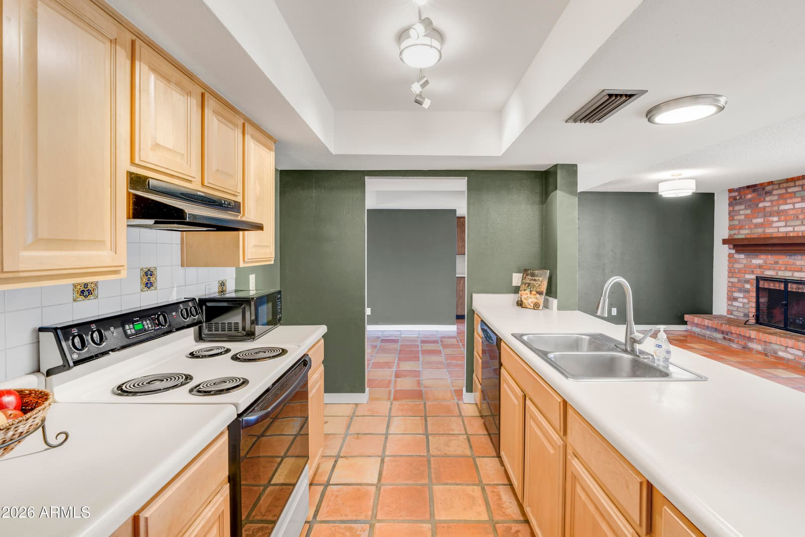 5223 W VIA CAMILLE, Glendale, AZ 85306 — photo 12 of 43