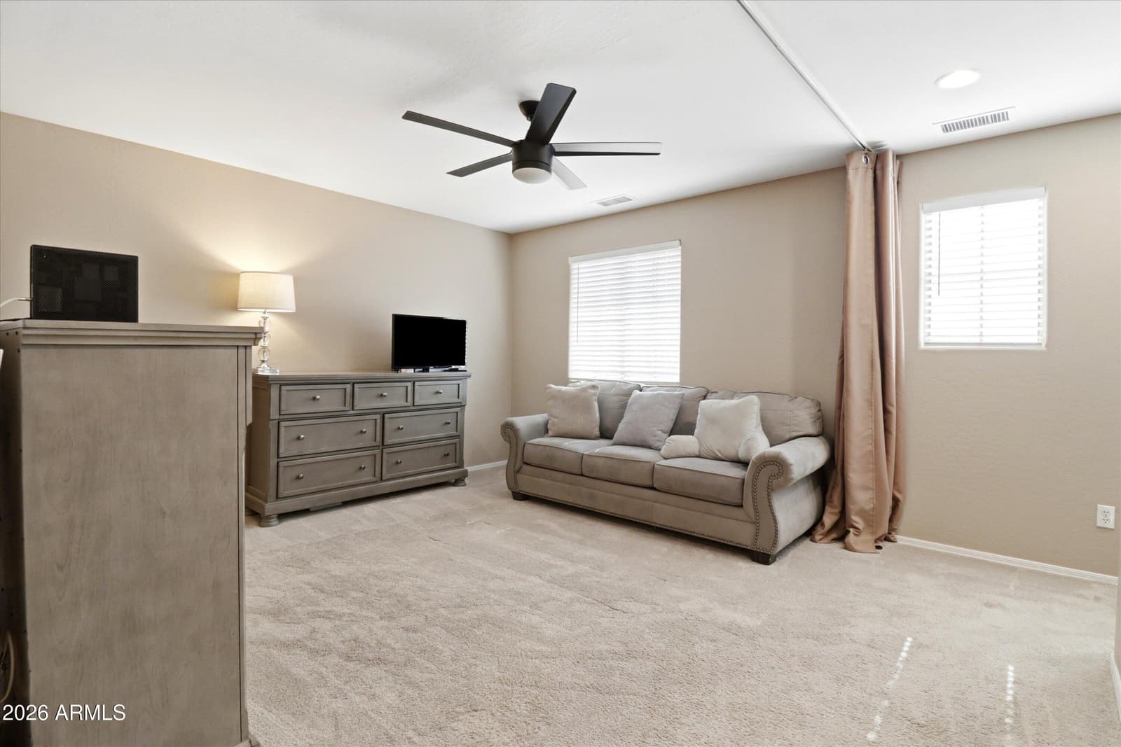 41715 N OETTING Trail, San Tan Valley, AZ 85140 — photo 10 of 33