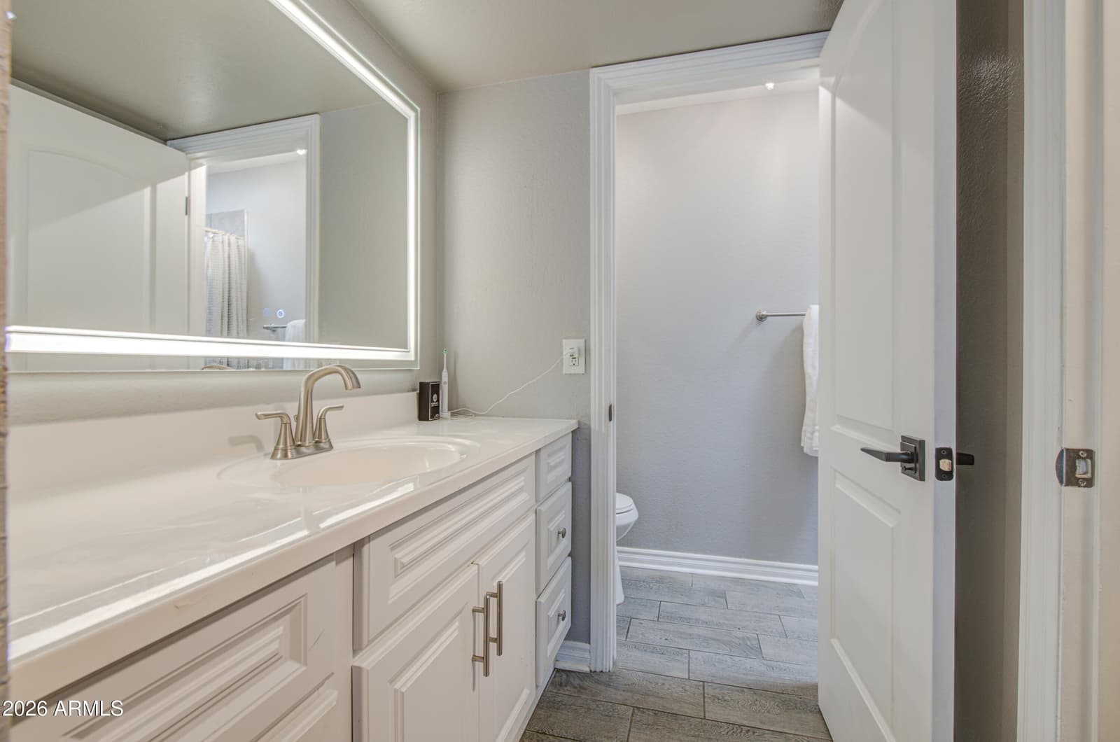 916 S HACIENDA Drive A, Tempe, AZ 85281 — photo 11 of 36