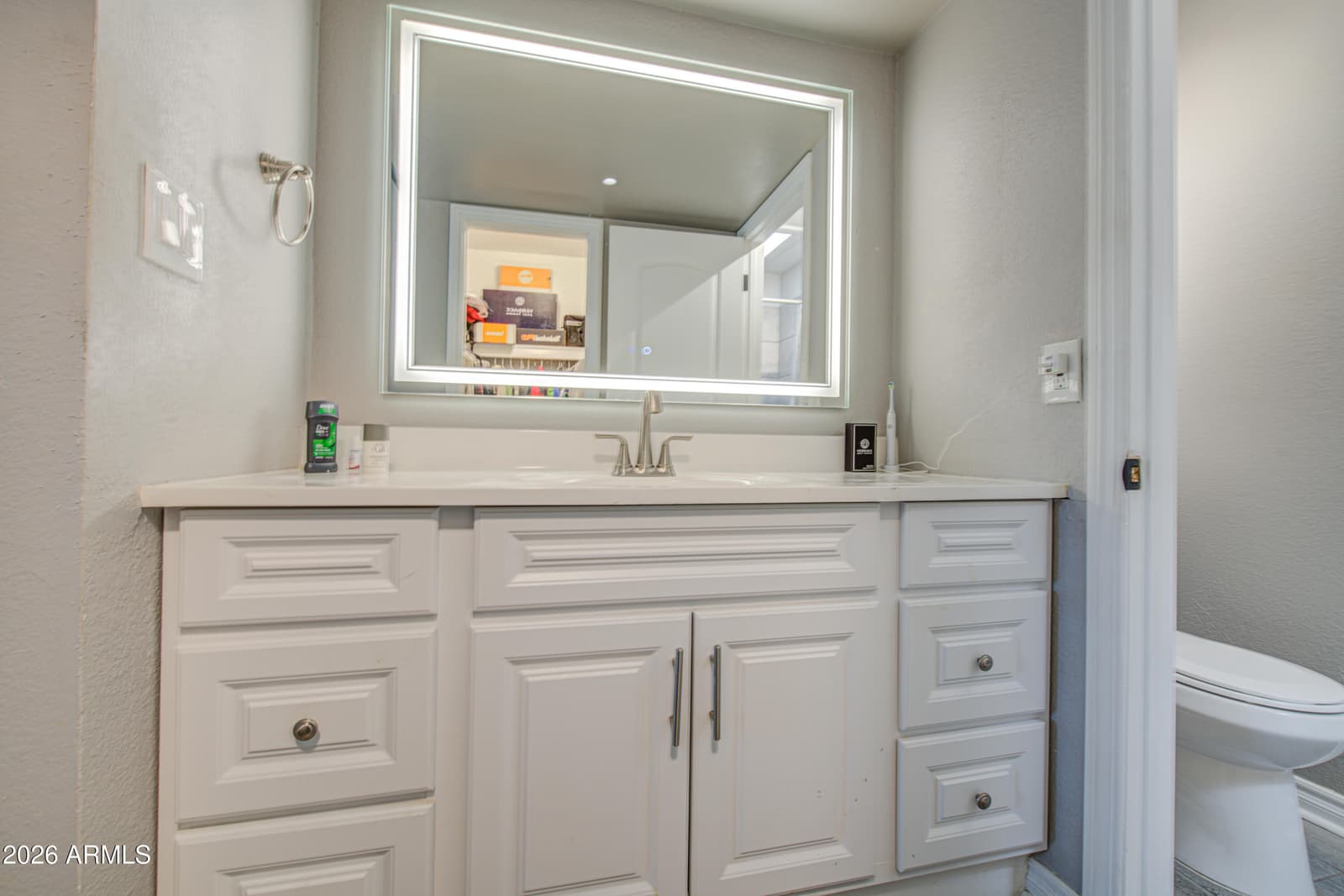 916 S HACIENDA Drive A, Tempe, AZ 85281 — photo 12 of 36