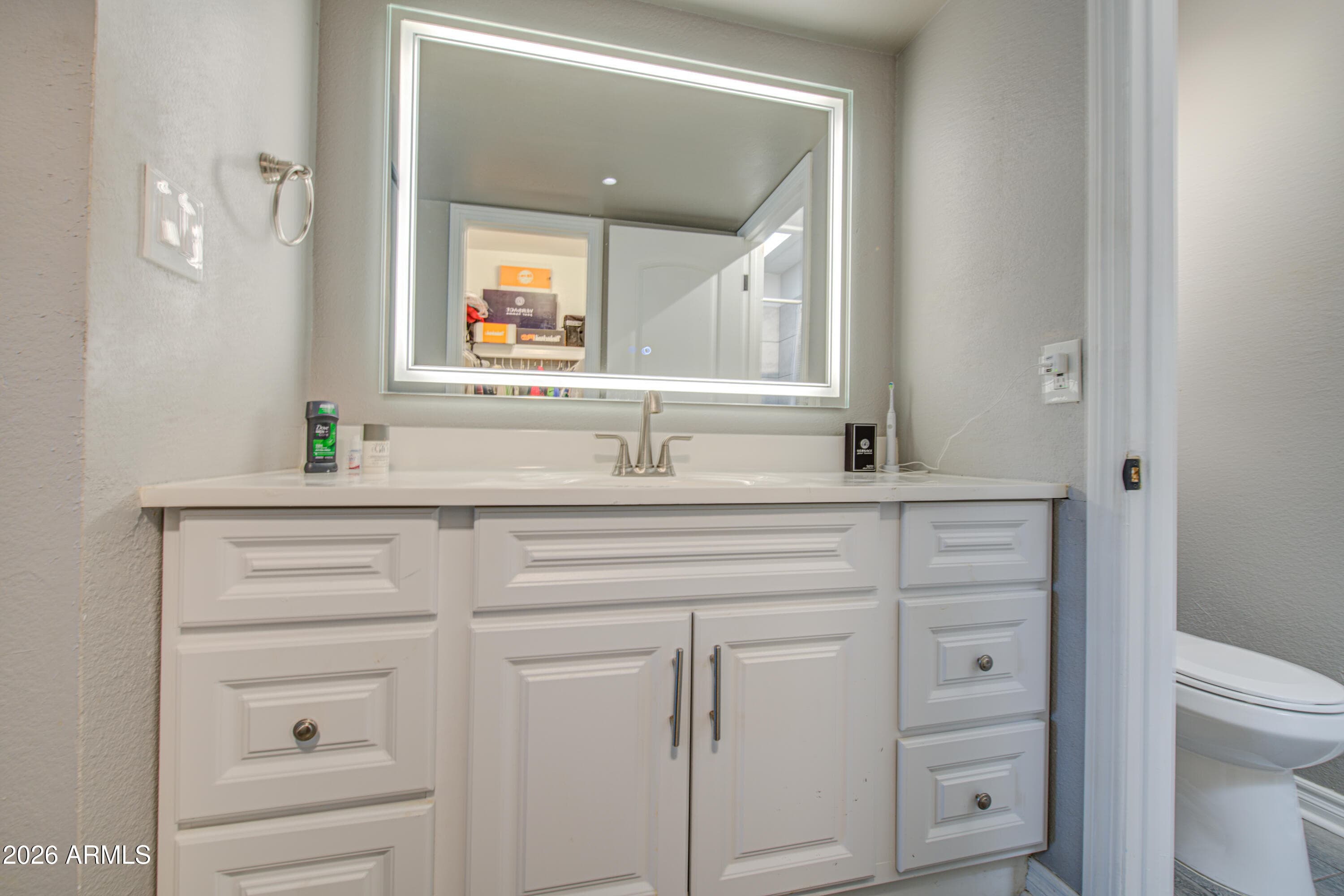 916 S HACIENDA Drive A, Tempe, AZ 85281 — photo 12 of 36