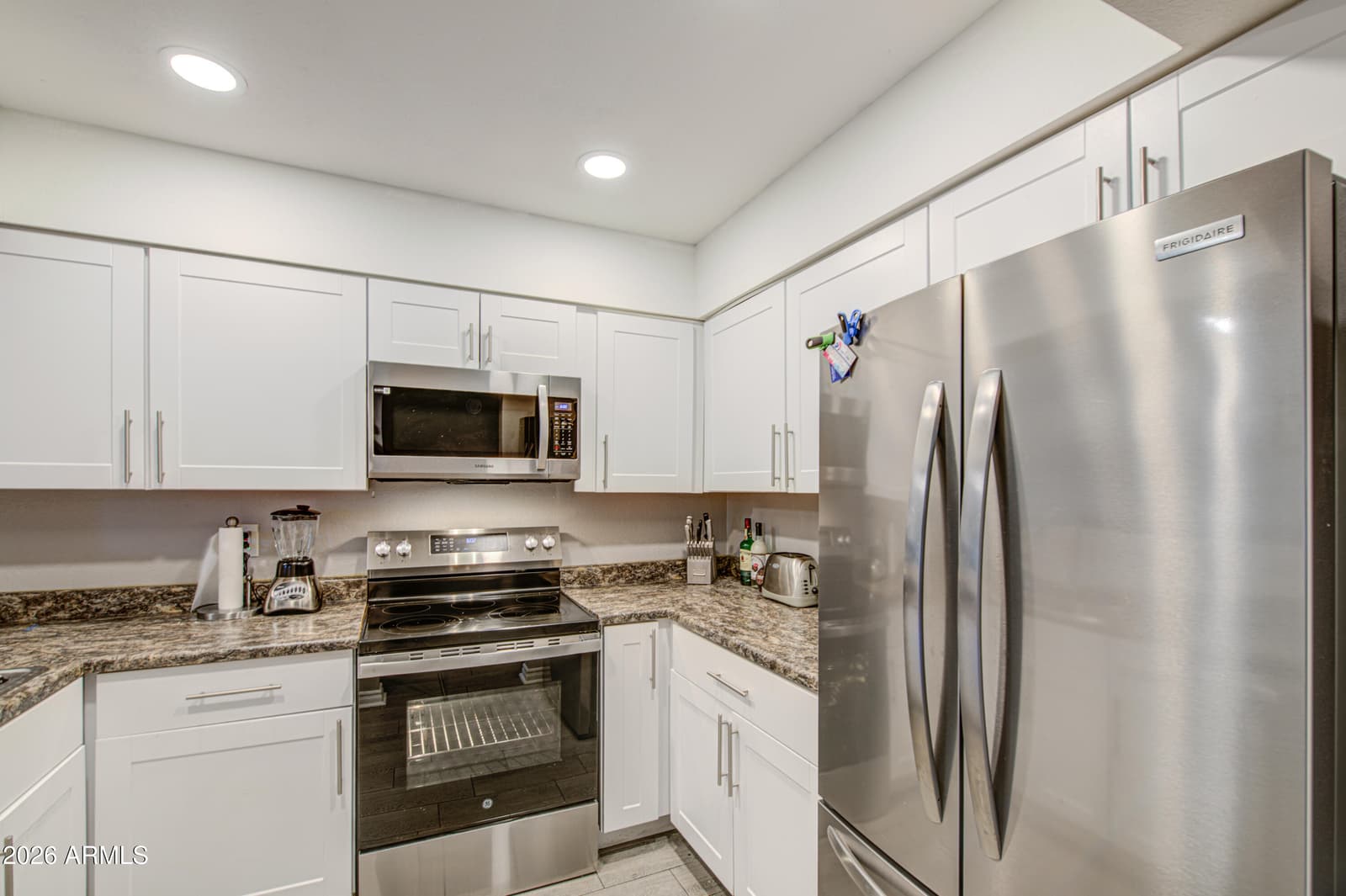 916 S HACIENDA Drive A, Tempe, AZ 85281 — photo 10 of 36