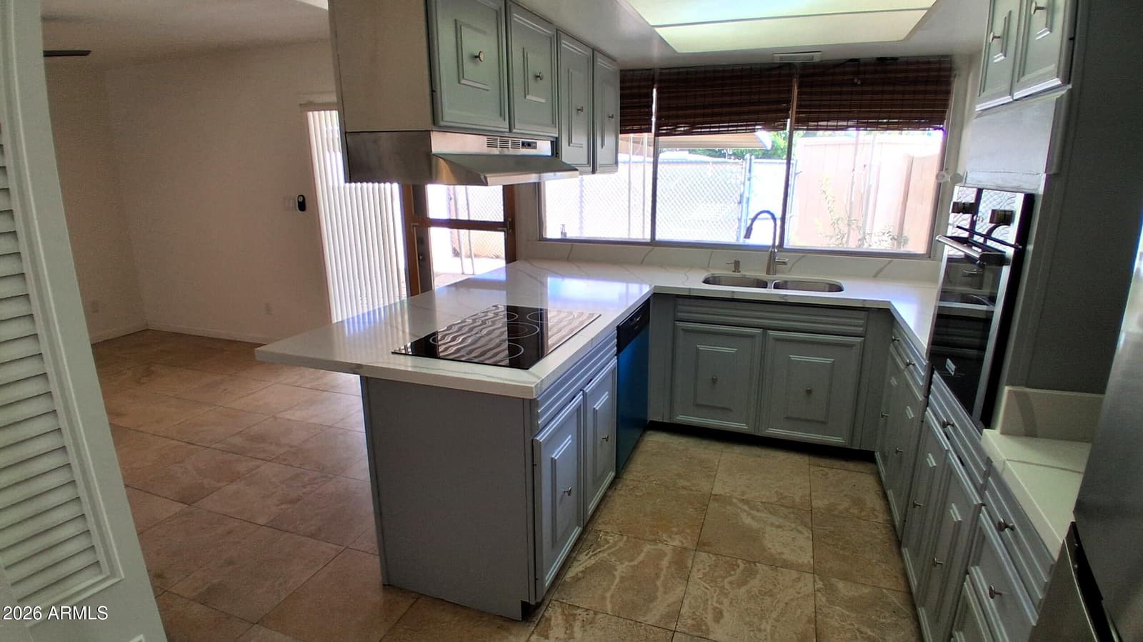 1609 E MALIBU Drive, Tempe, AZ 85282 — photo 3 of 38
