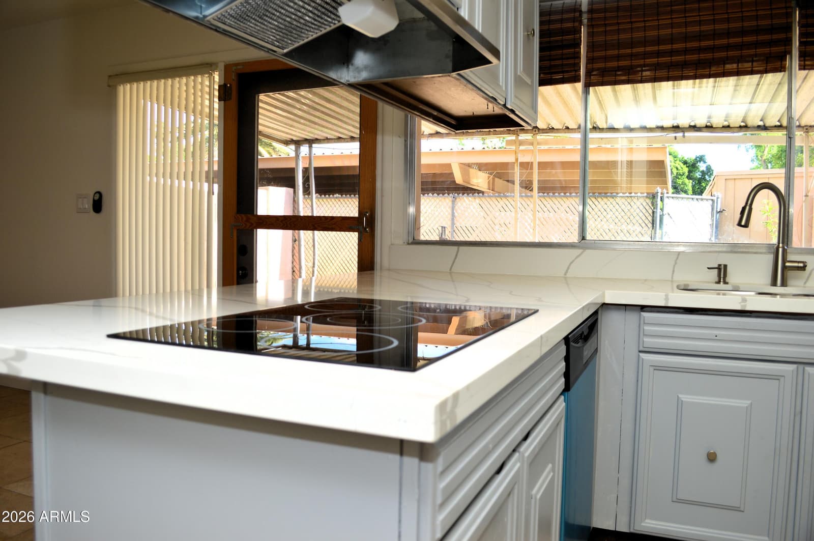 1609 E MALIBU Drive, Tempe, AZ 85282 — photo 4 of 38