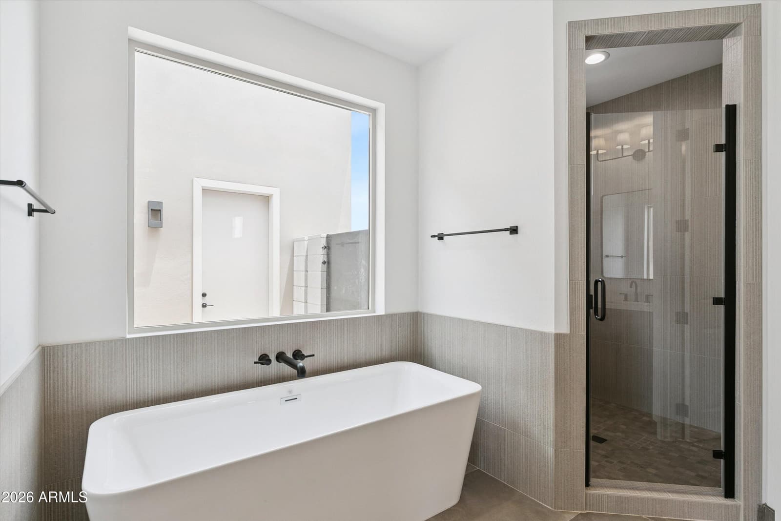 1686 E Carriage Lane, Phoenix, AZ 85086 — photo 14 of 29