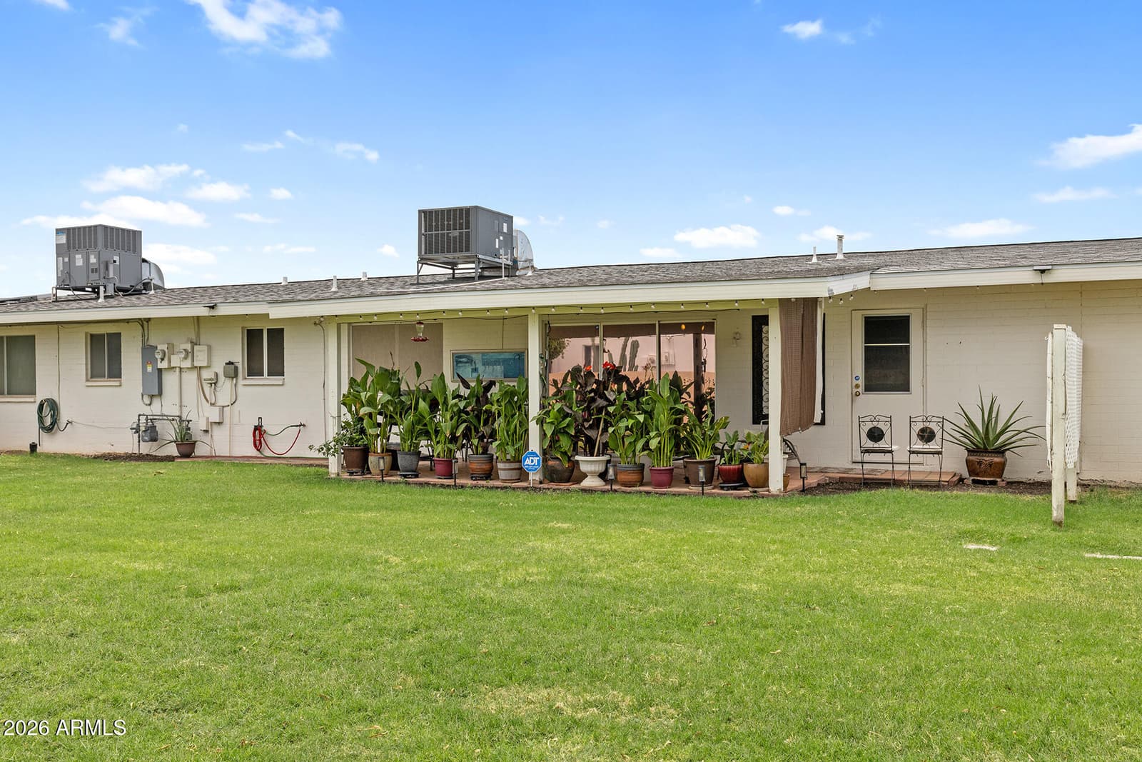 10624 W CLAIR Drive, Sun City, AZ 85351 — photo 4 of 49