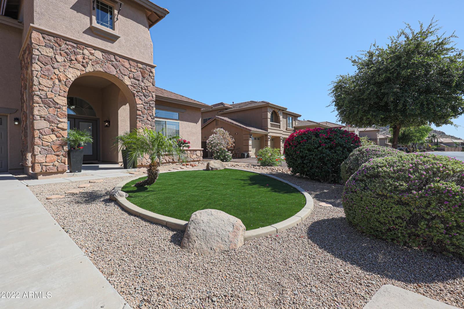 9779 W KEYSER Drive, Peoria, AZ 85383 — photo 4 of 59