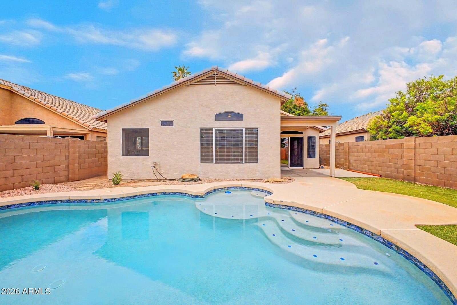 7139 S Parkside Drive, Tempe, AZ 85283 — photo 2 of 38