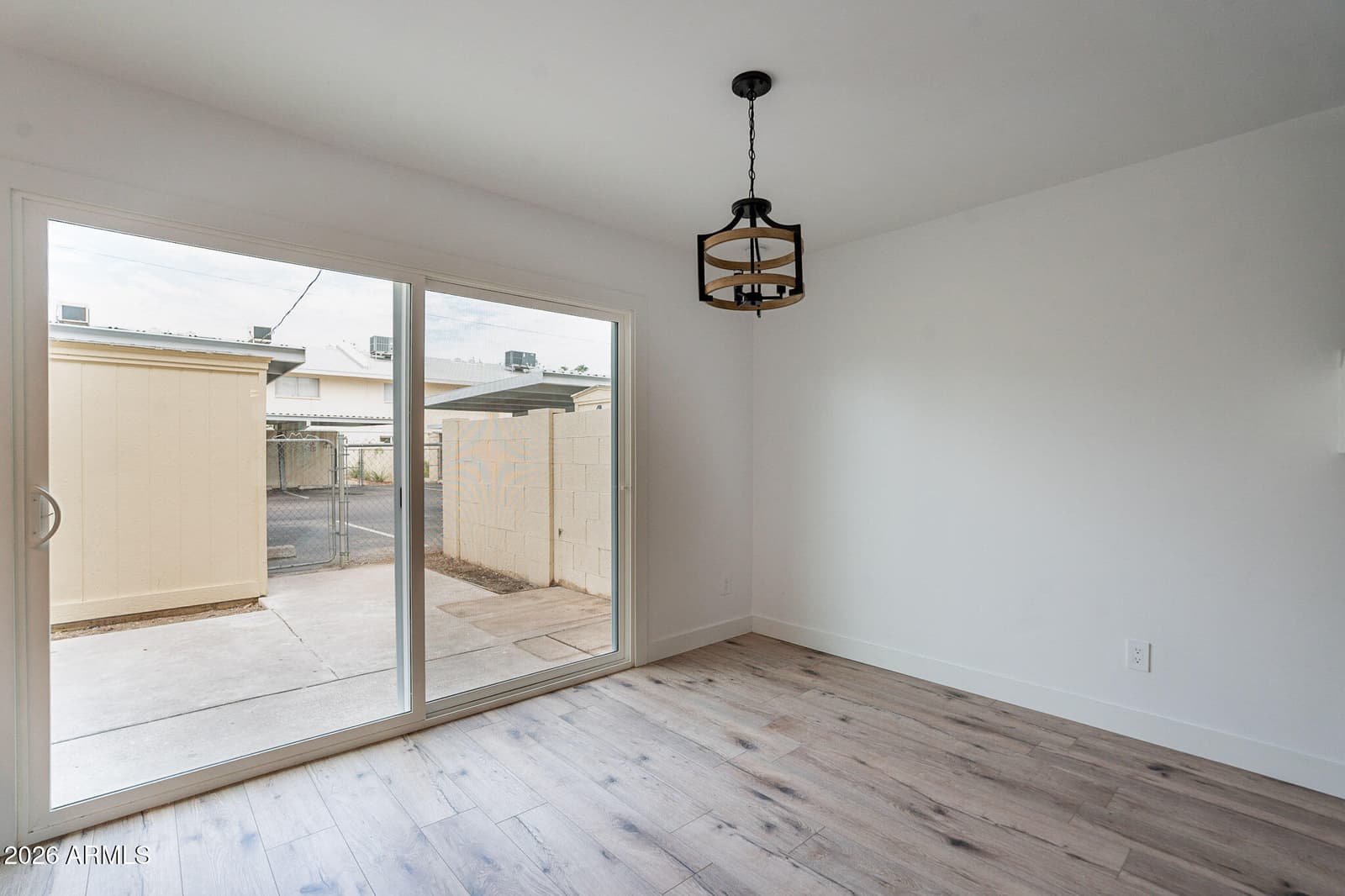 3909 S MILL Avenue, Tempe, AZ 85282 — photo 13 of 37