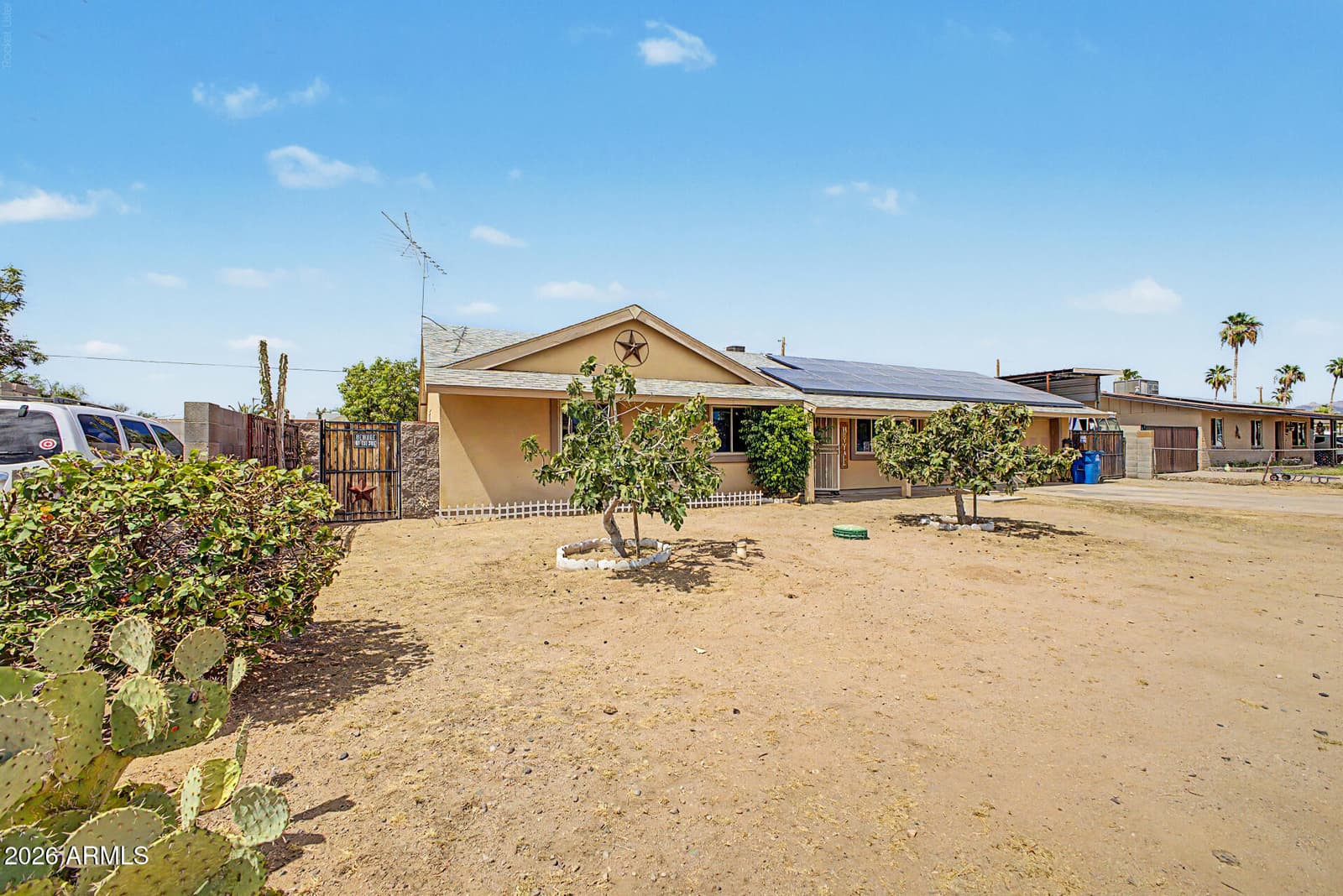 10434 E ALBANY Street, Apache Junction, AZ 85120 — photo 3 of 31