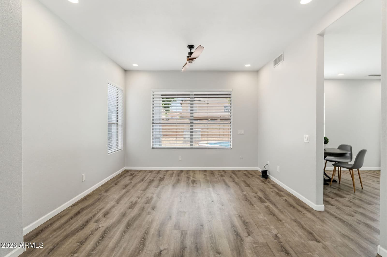 3818 W FALLEN LEAF Lane, Glendale, AZ 85310 — photo 12 of 48