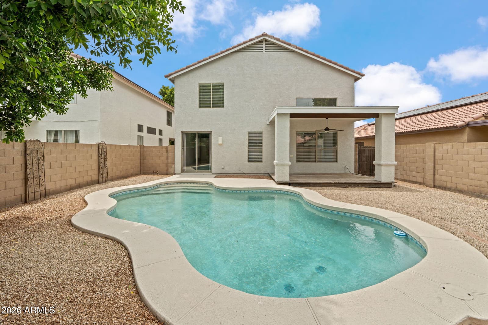 3818 W FALLEN LEAF Lane, Glendale, AZ 85310 — photo 25 of 48
