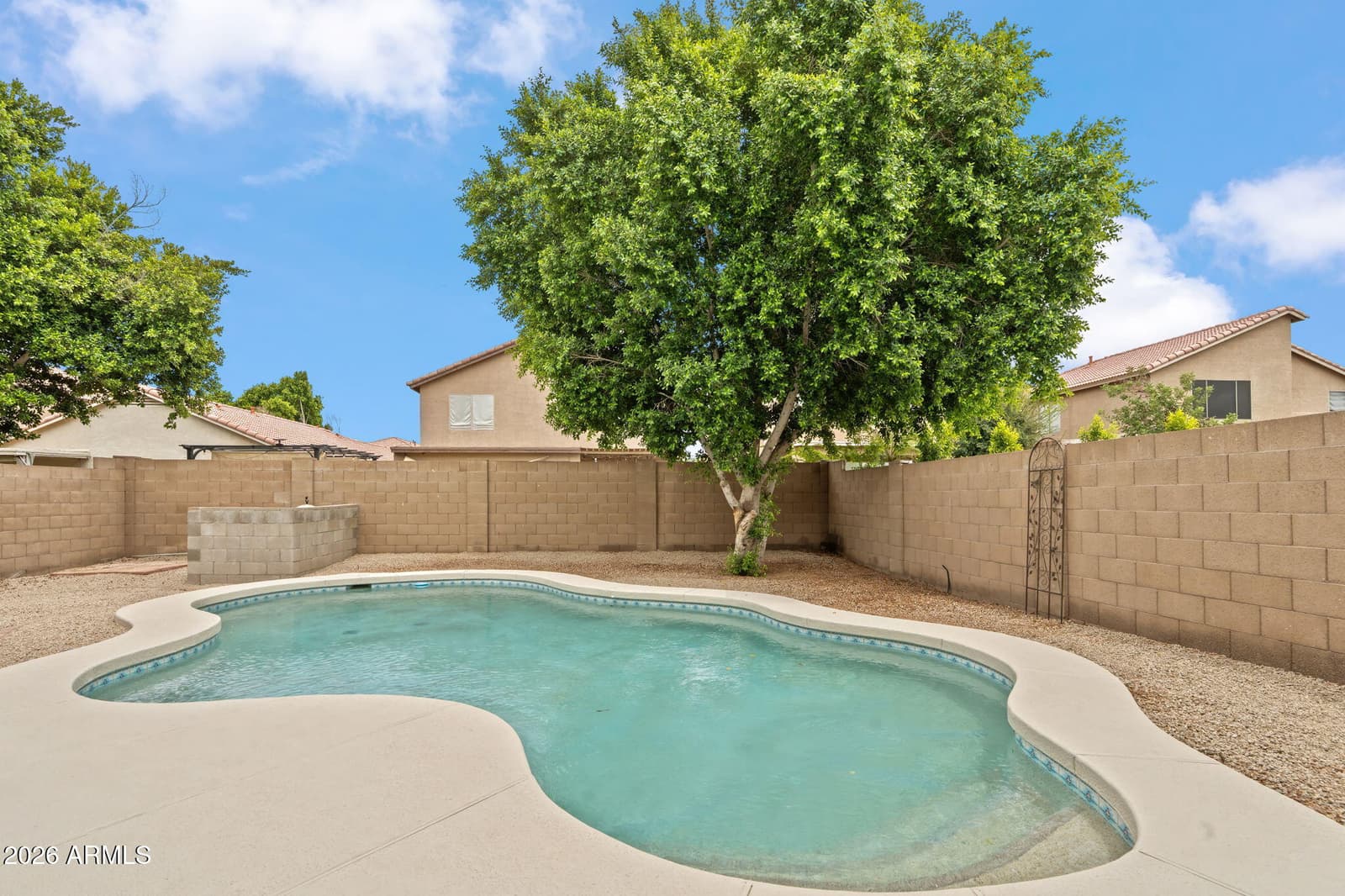 3818 W FALLEN LEAF Lane, Glendale, AZ 85310 — photo 28 of 48