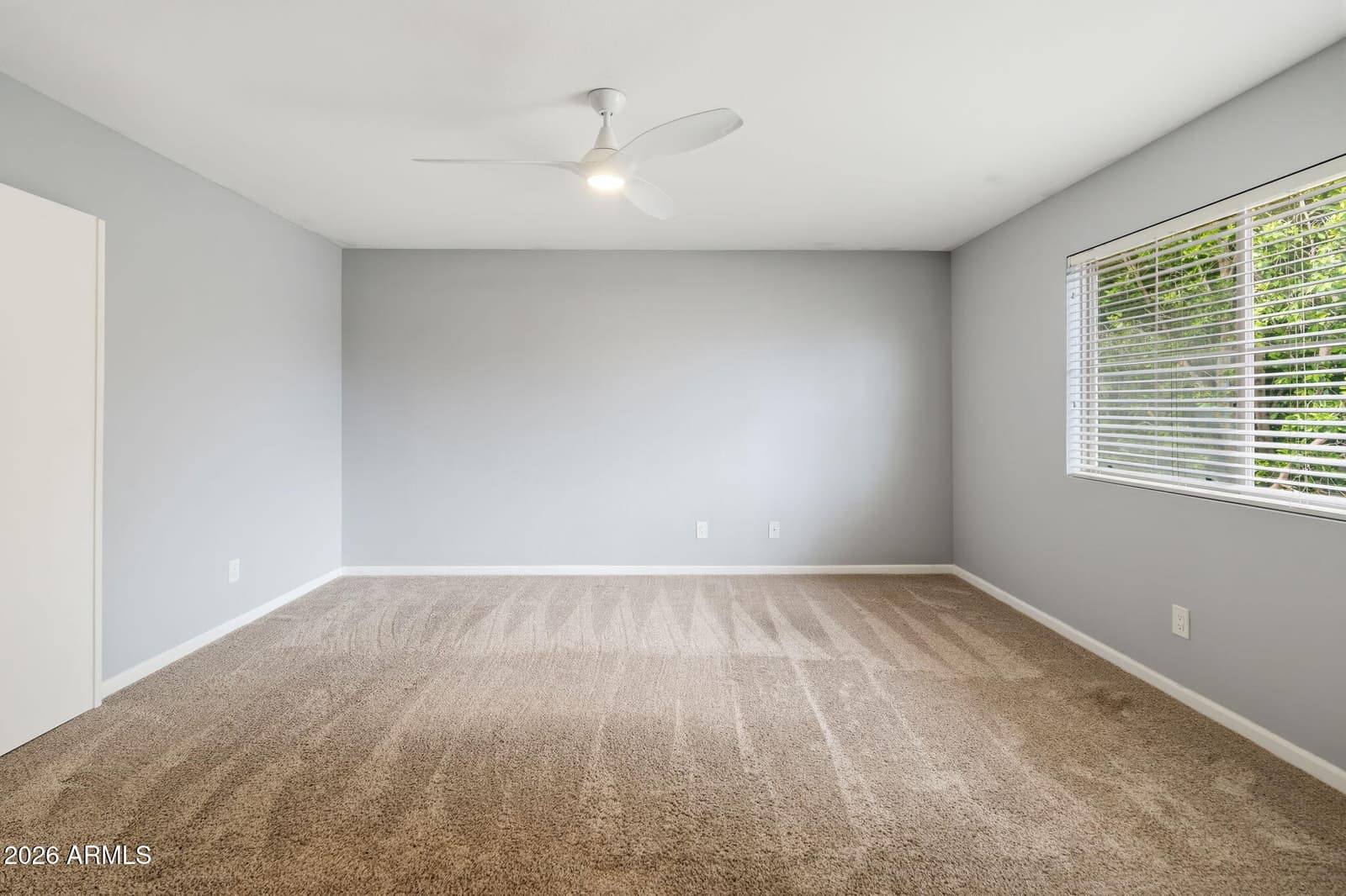 3818 W FALLEN LEAF Lane, Glendale, AZ 85310 — photo 33 of 48