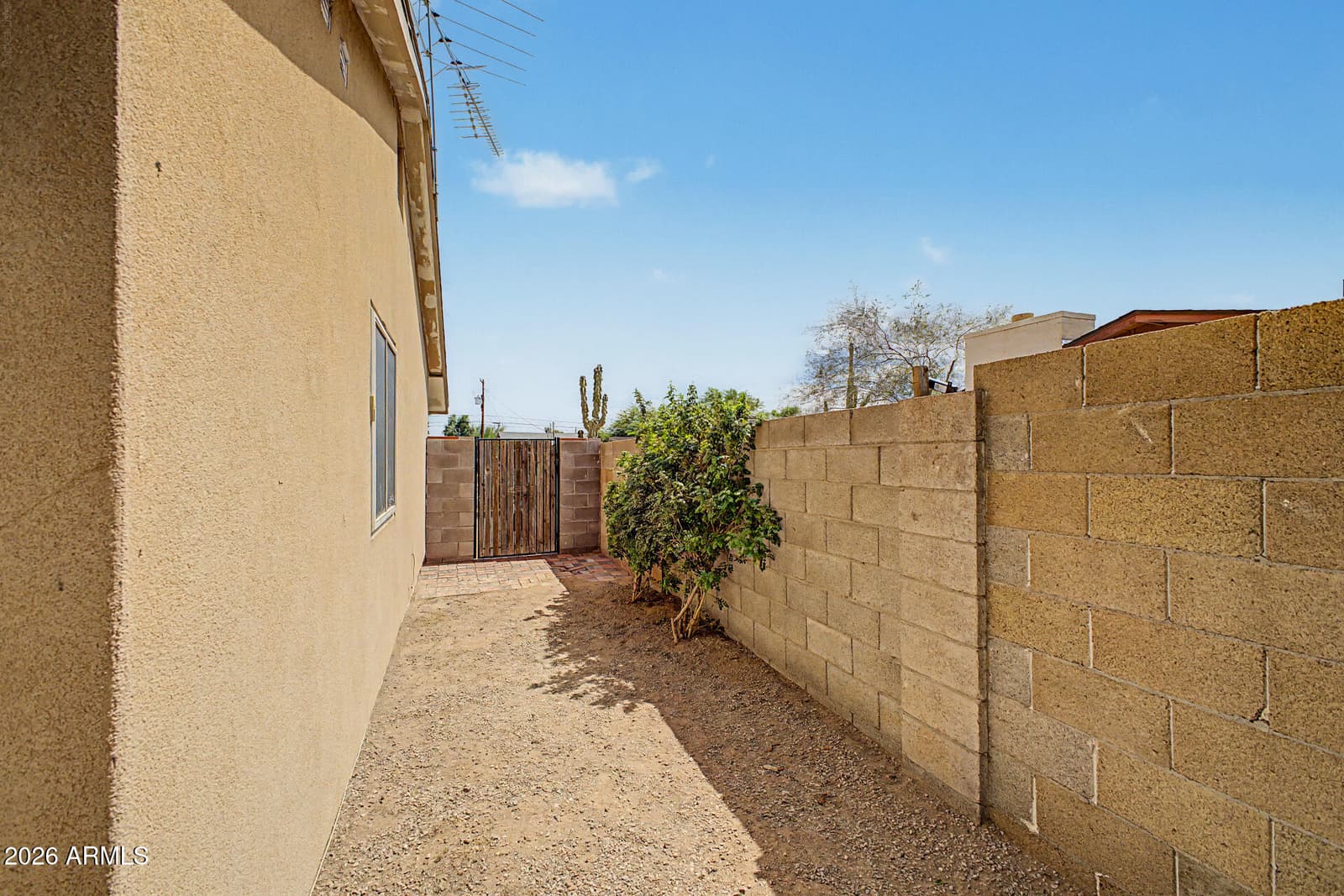 10434 E ALBANY Street, Apache Junction, AZ 85120 — photo 15 of 31