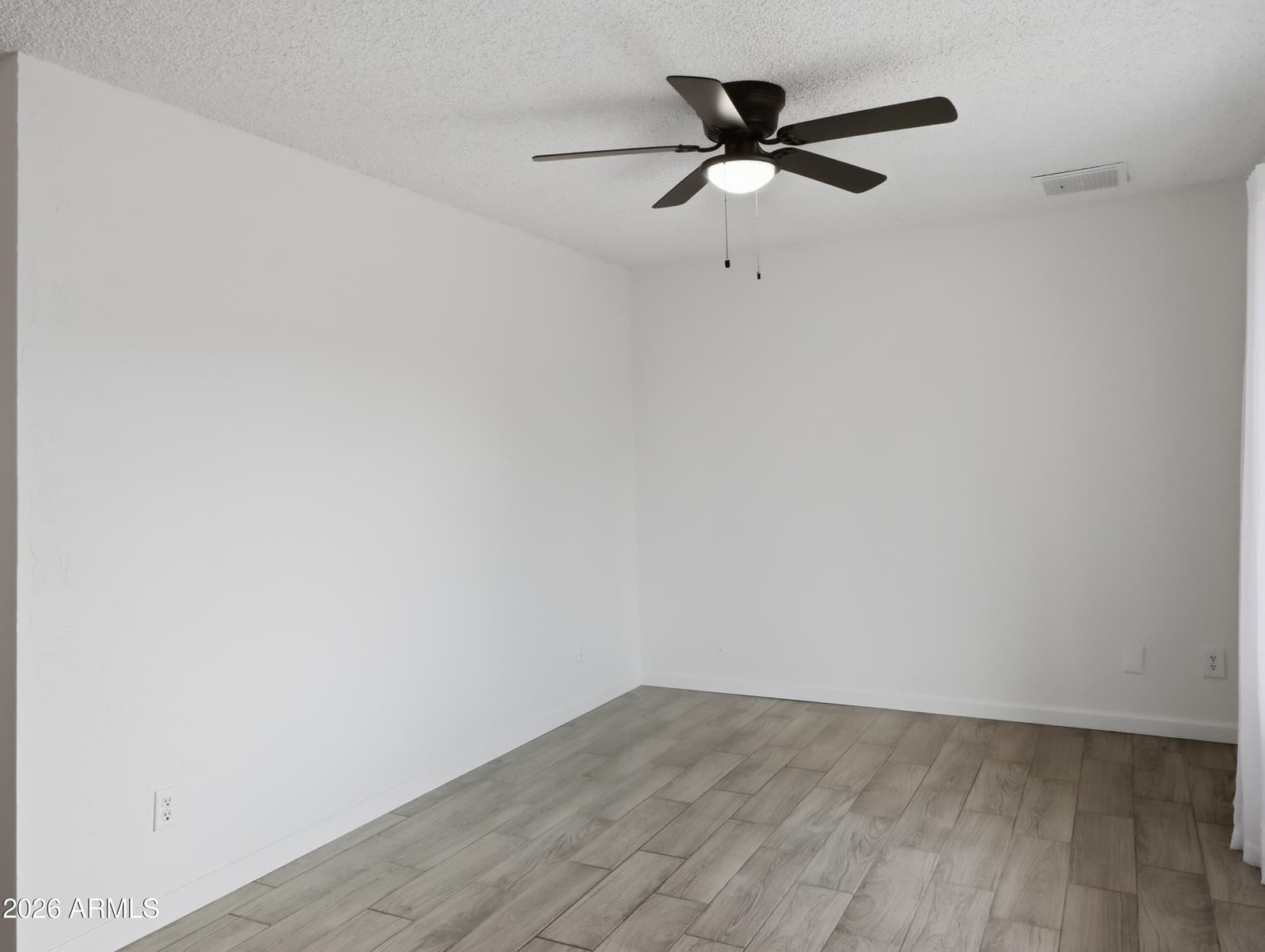 3749 W Dailey Street, Phoenix, AZ 85053 — photo 7 of 43