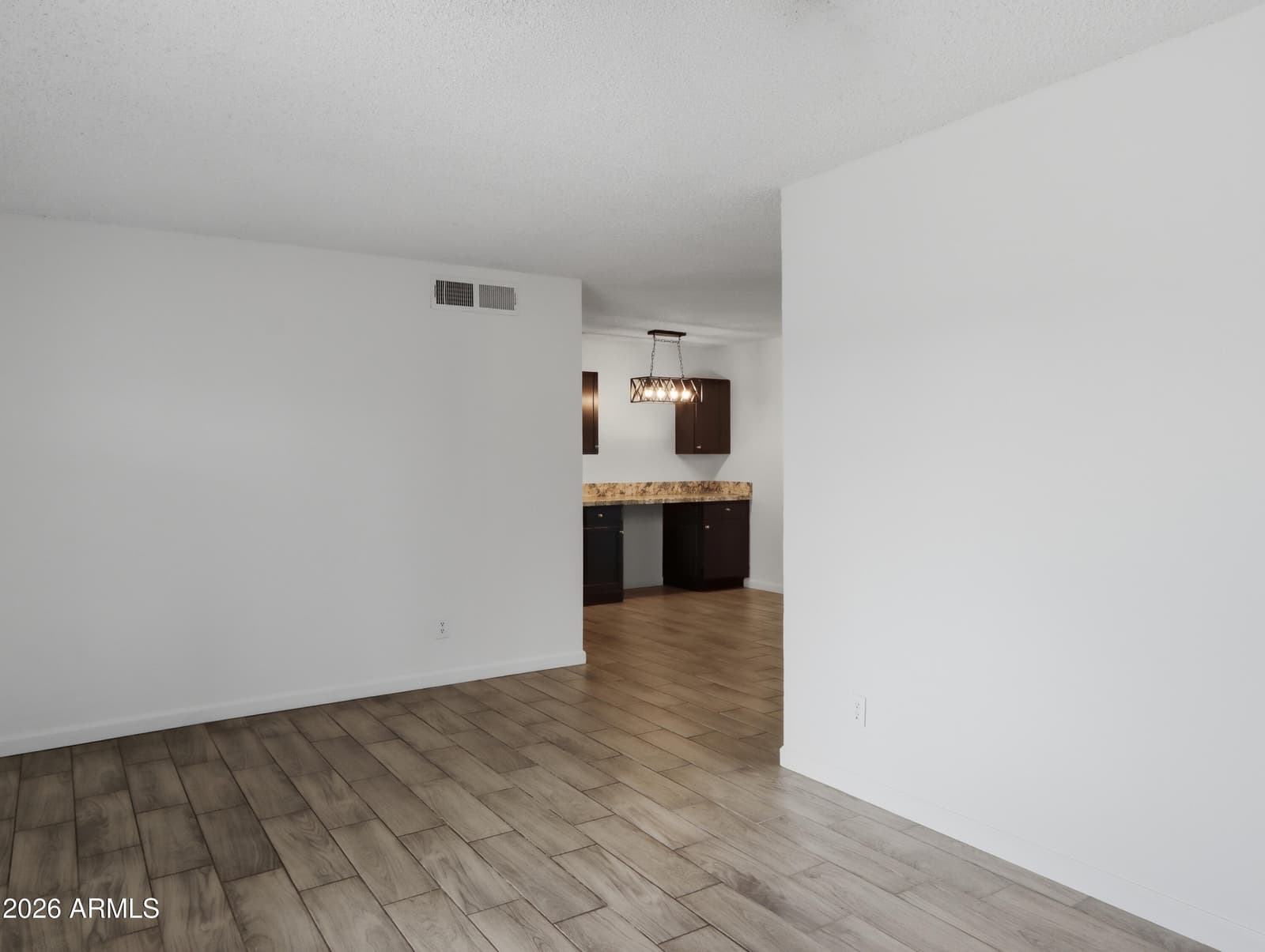 3749 W Dailey Street, Phoenix, AZ 85053 — photo 8 of 43
