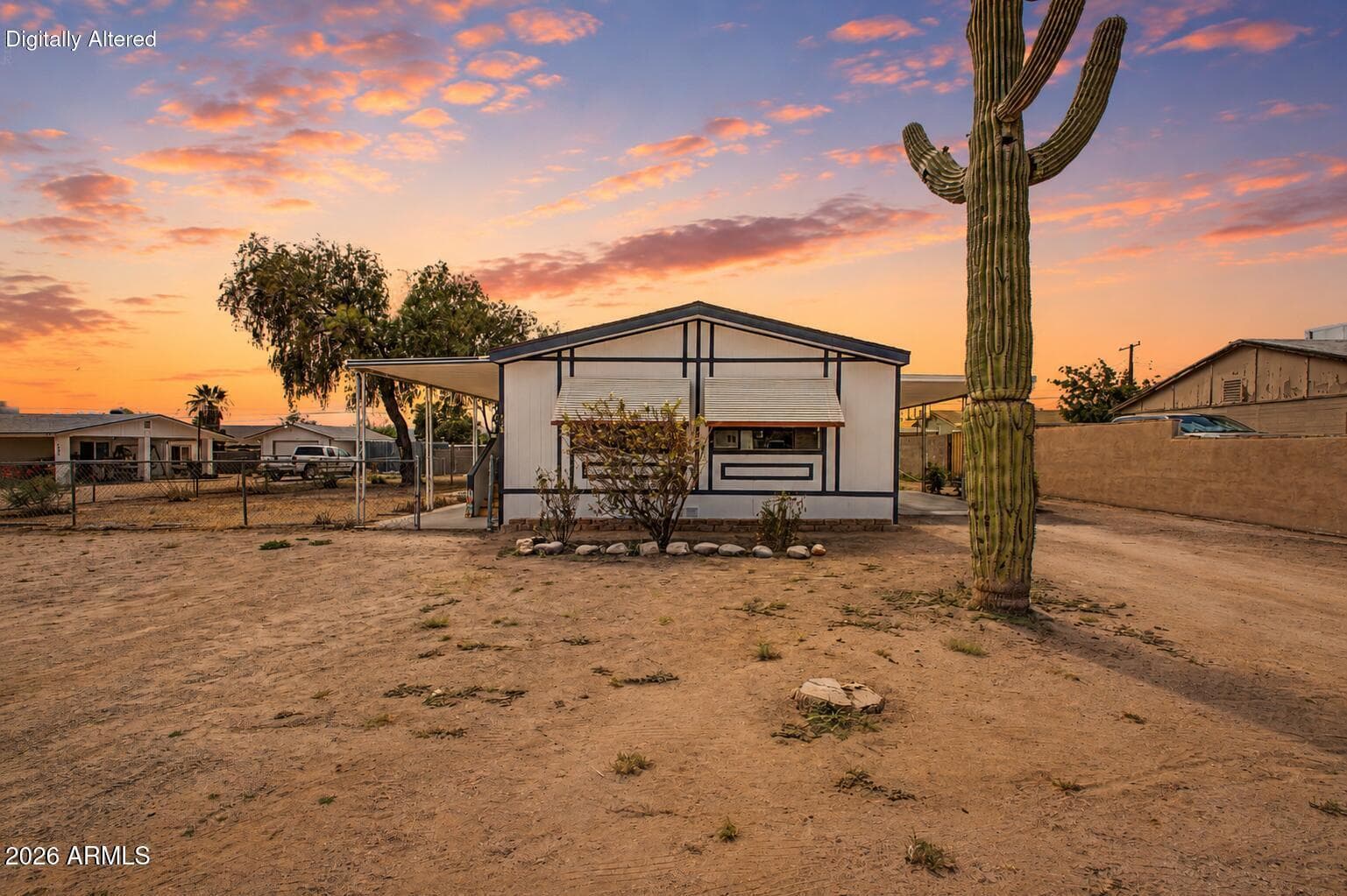 558 S DESERT VIEW Drive, Apache Junction, AZ 85120 — photo 2 of 33