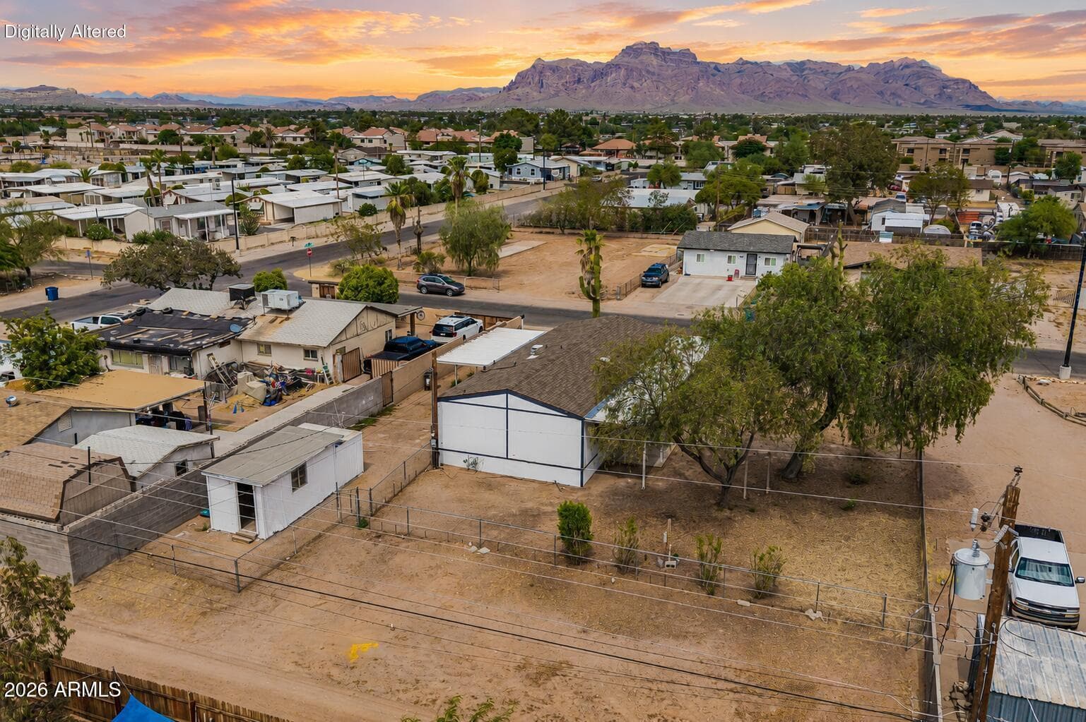 558 S DESERT VIEW Drive, Apache Junction, AZ 85120 — photo 24 of 33