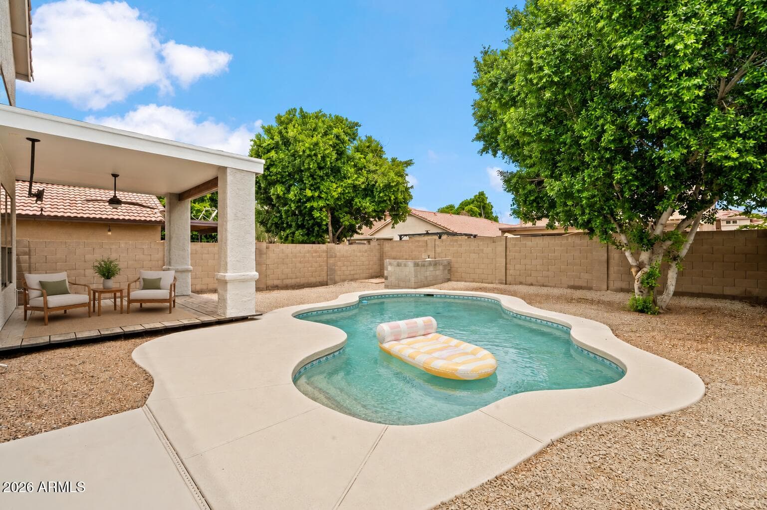 3818 W FALLEN LEAF Lane, Glendale, AZ 85310 — photo 5 of 48