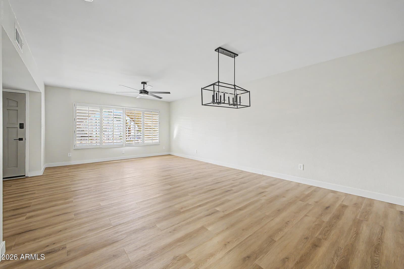 1709 W STELLA Lane, Phoenix, AZ 85015 — photo 13 of 24