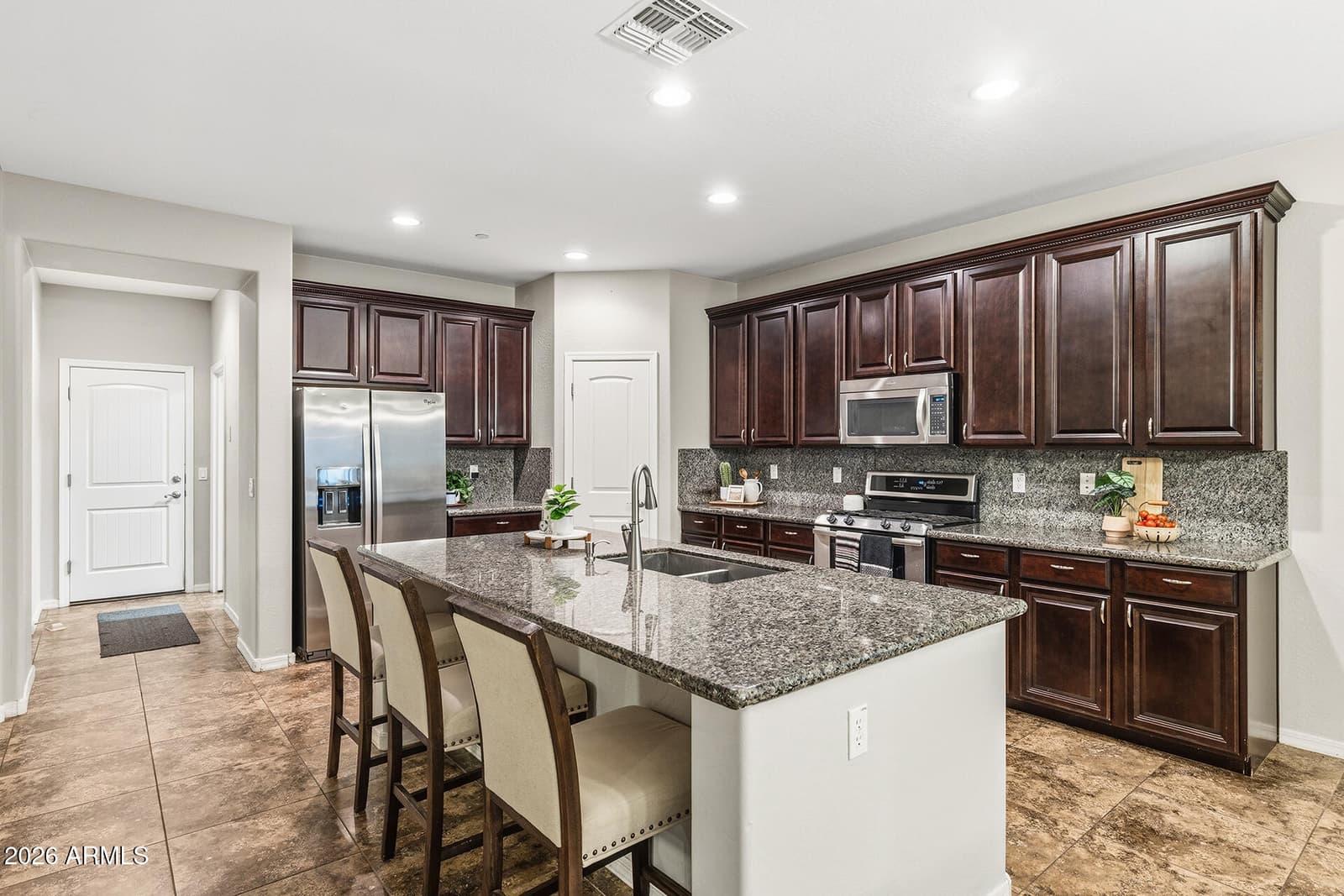 13392 W CREOSOTE Drive, Peoria, AZ 85383 — photo 3 of 57
